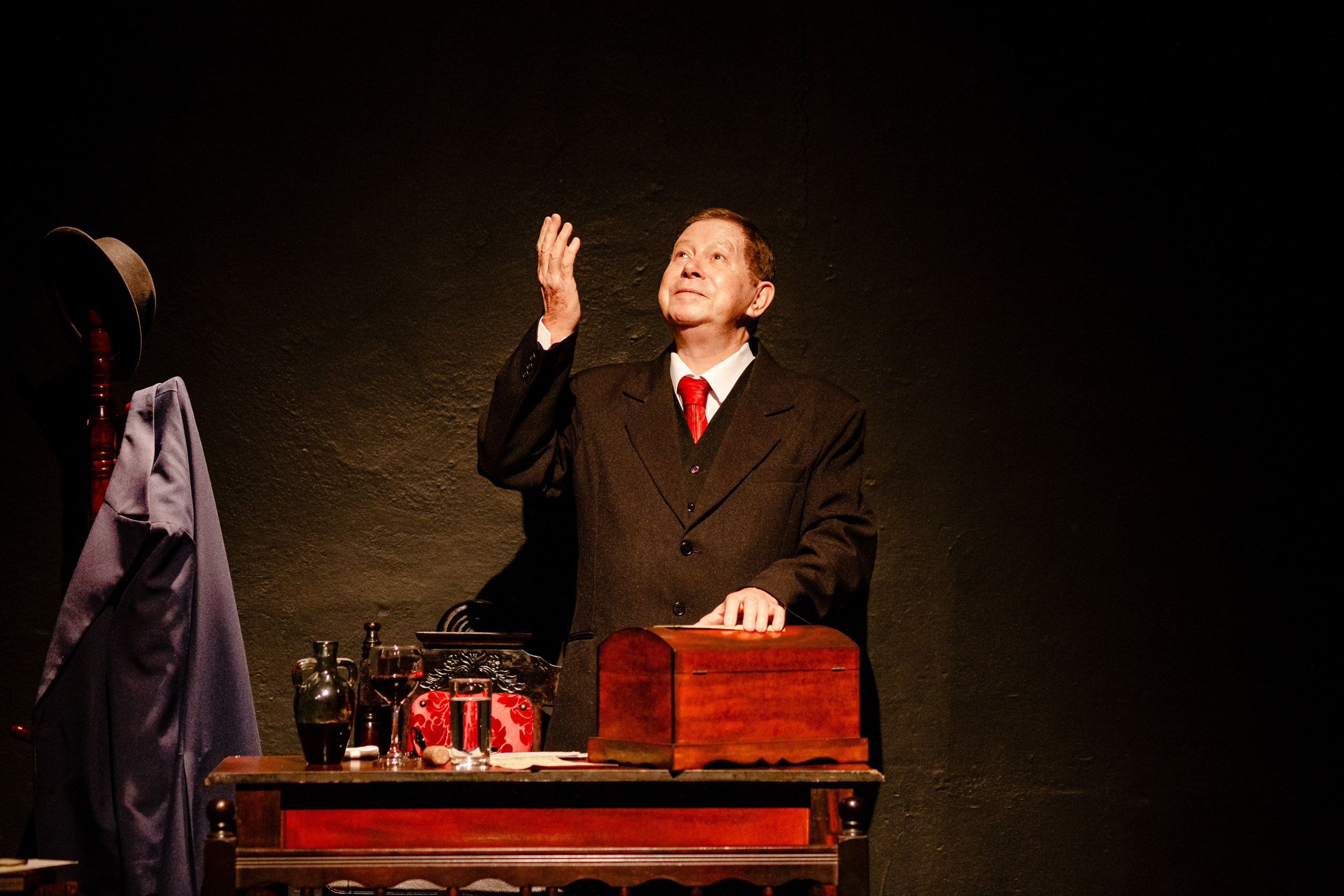 Espetáculo teatral As Pessoas de Minha Pessoa — Valentim Schmoeler