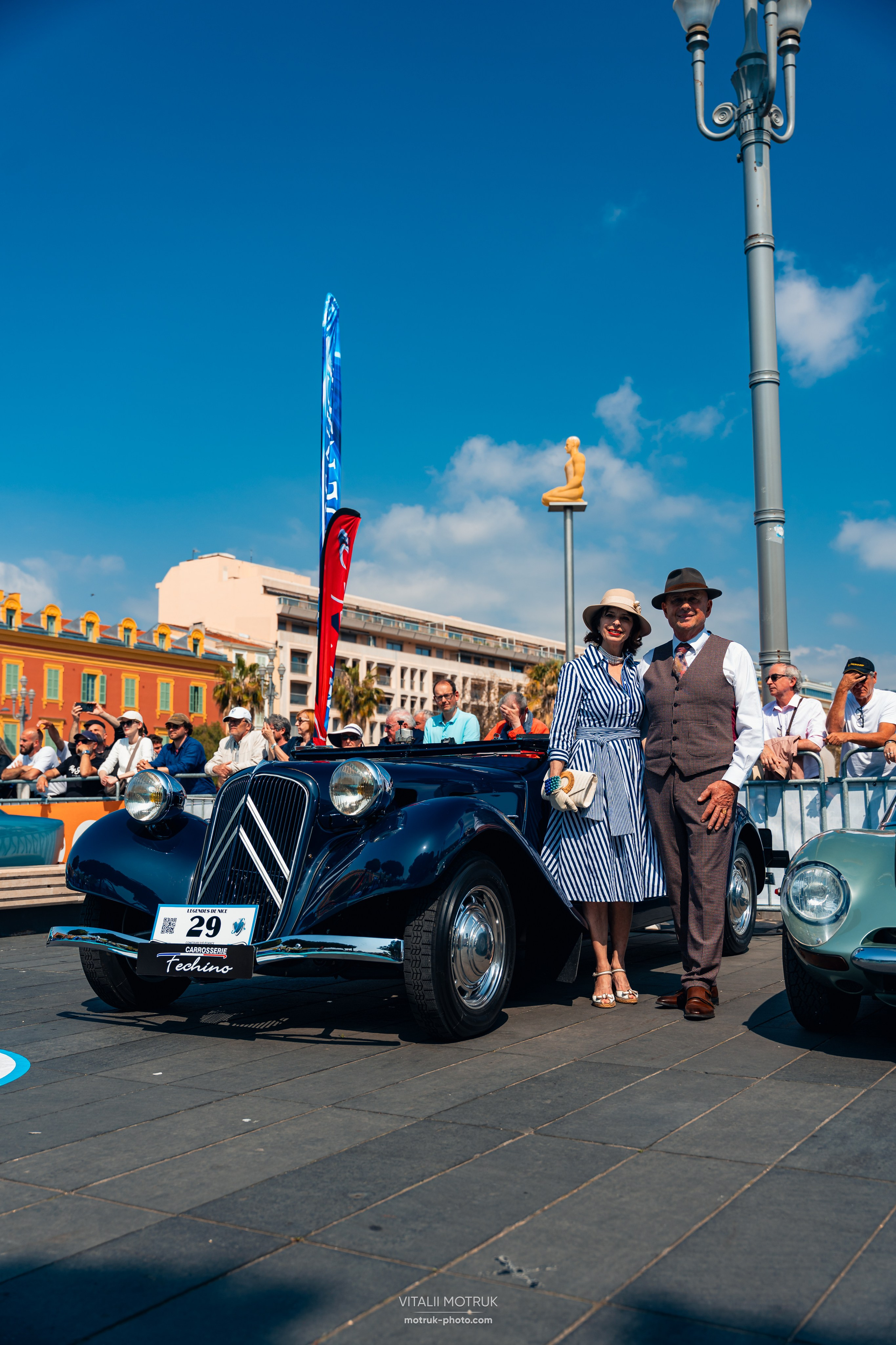 Legends de Nice. Photographe de voitures à Paris — Vitalii Motruk