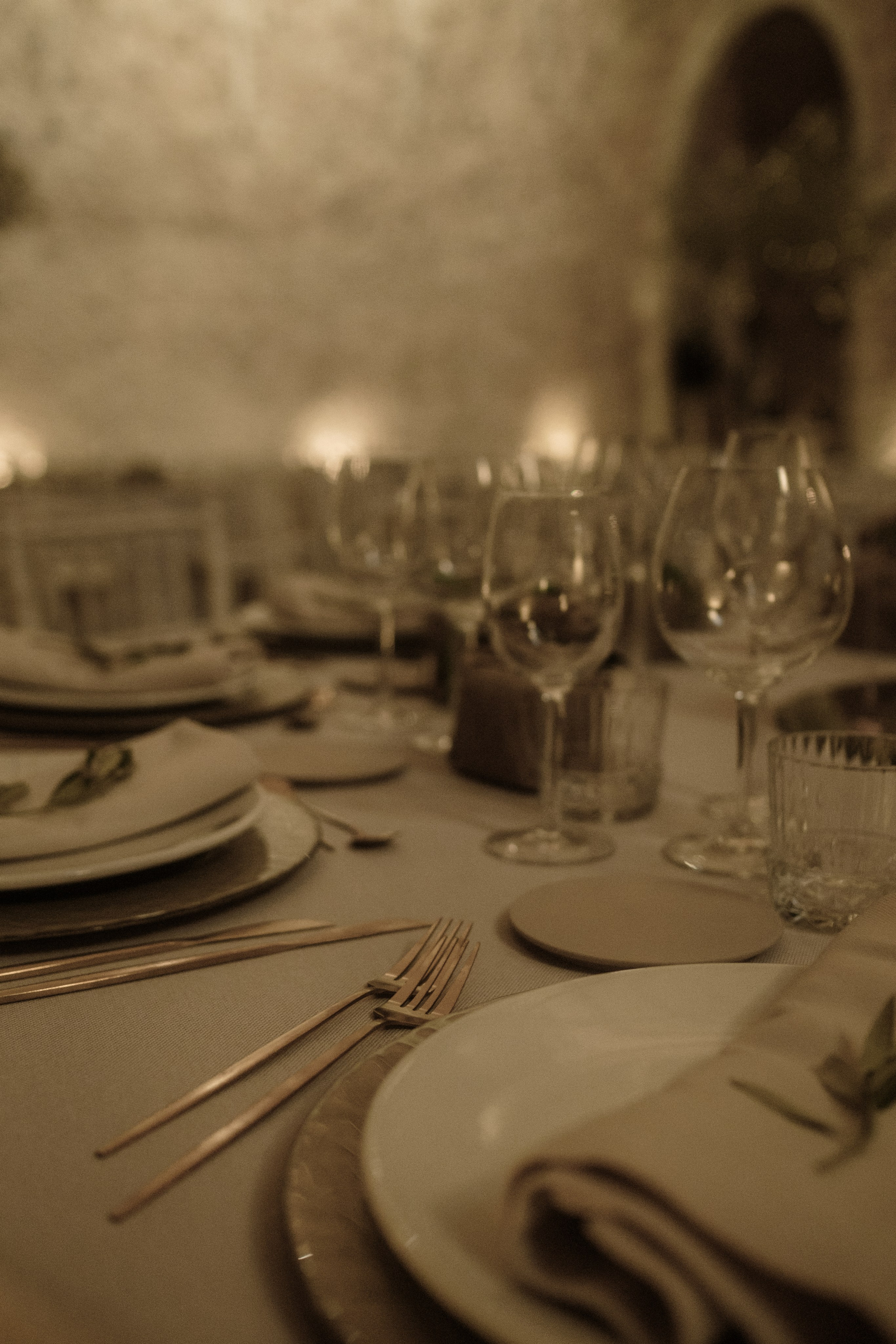 Svetlana & Alman. Monestir Sant Salvi. Paola fotógrafo / videografo de bodas en Barcelona