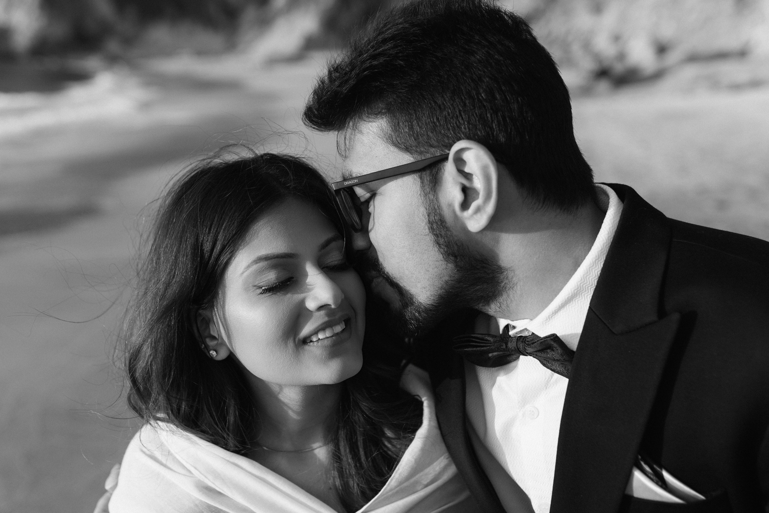 Engagement session, Gray Whale Cove Beach. Maternity, newborn photographer in the Bay Area|Iryna Rakivnenko