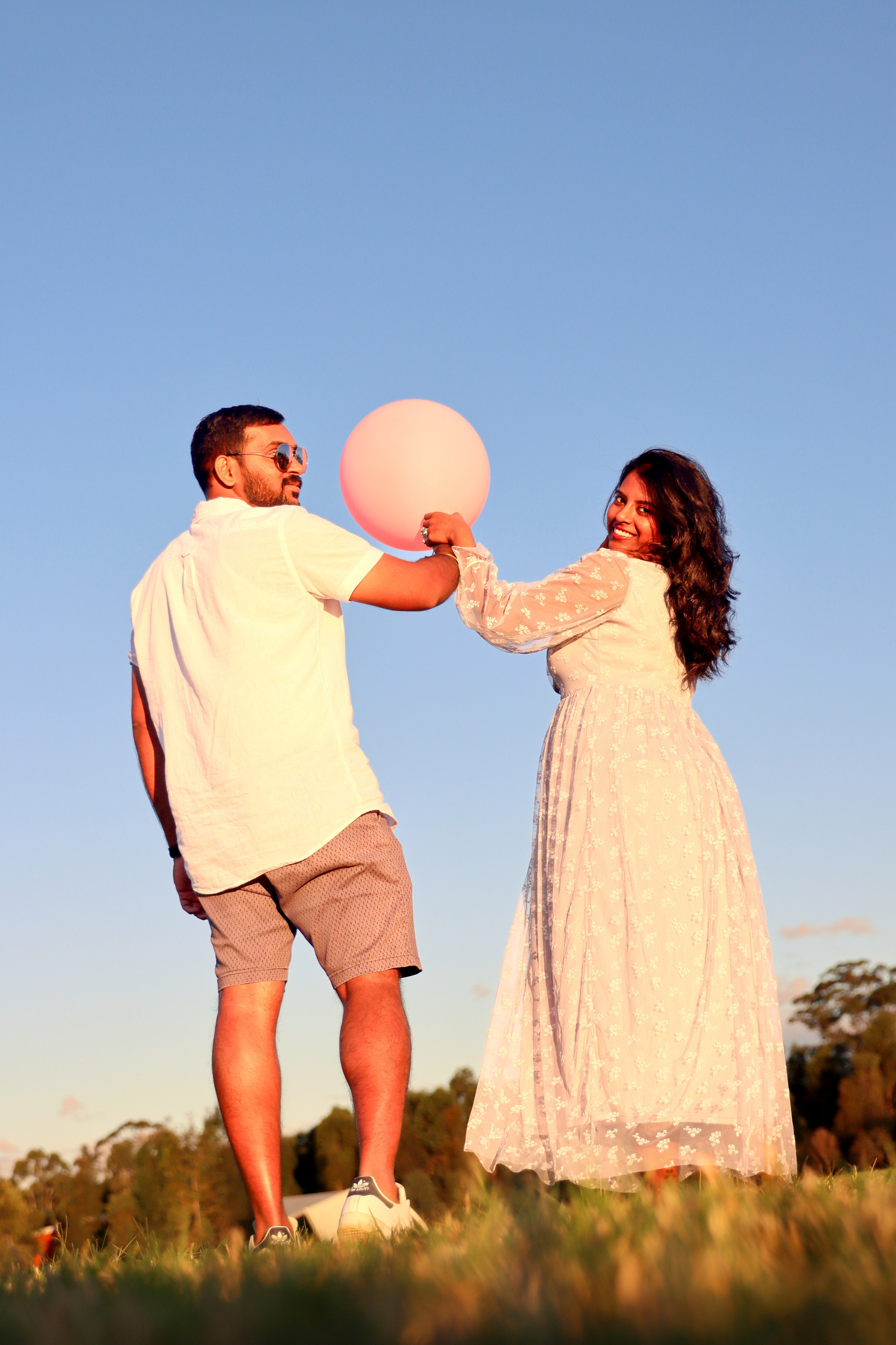 Gender and name Reveal. MHCreative is family-oriented photographer based in SYDNEY