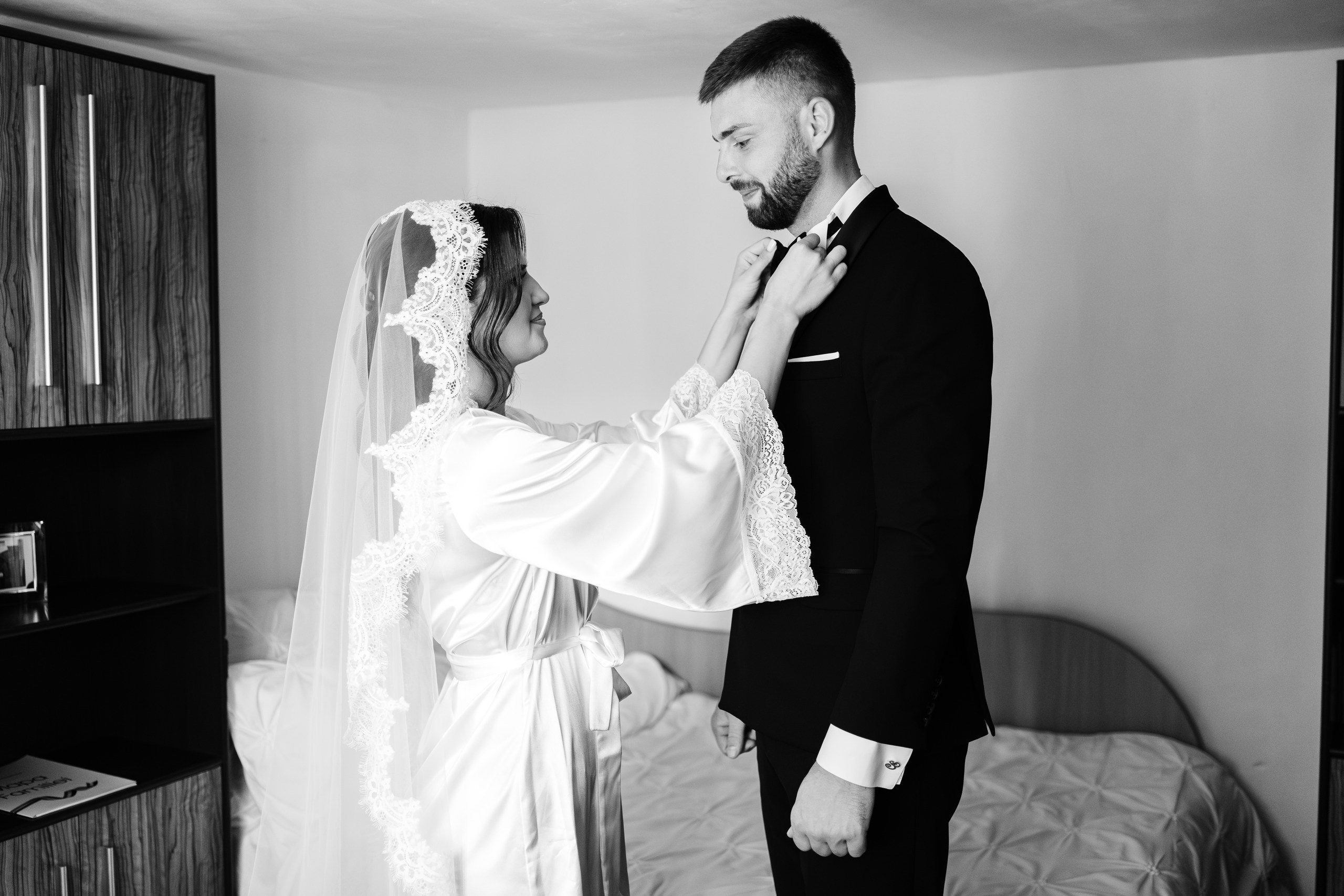 Catalina & Sebi. Ionut Cimpoes FOTOGRAF