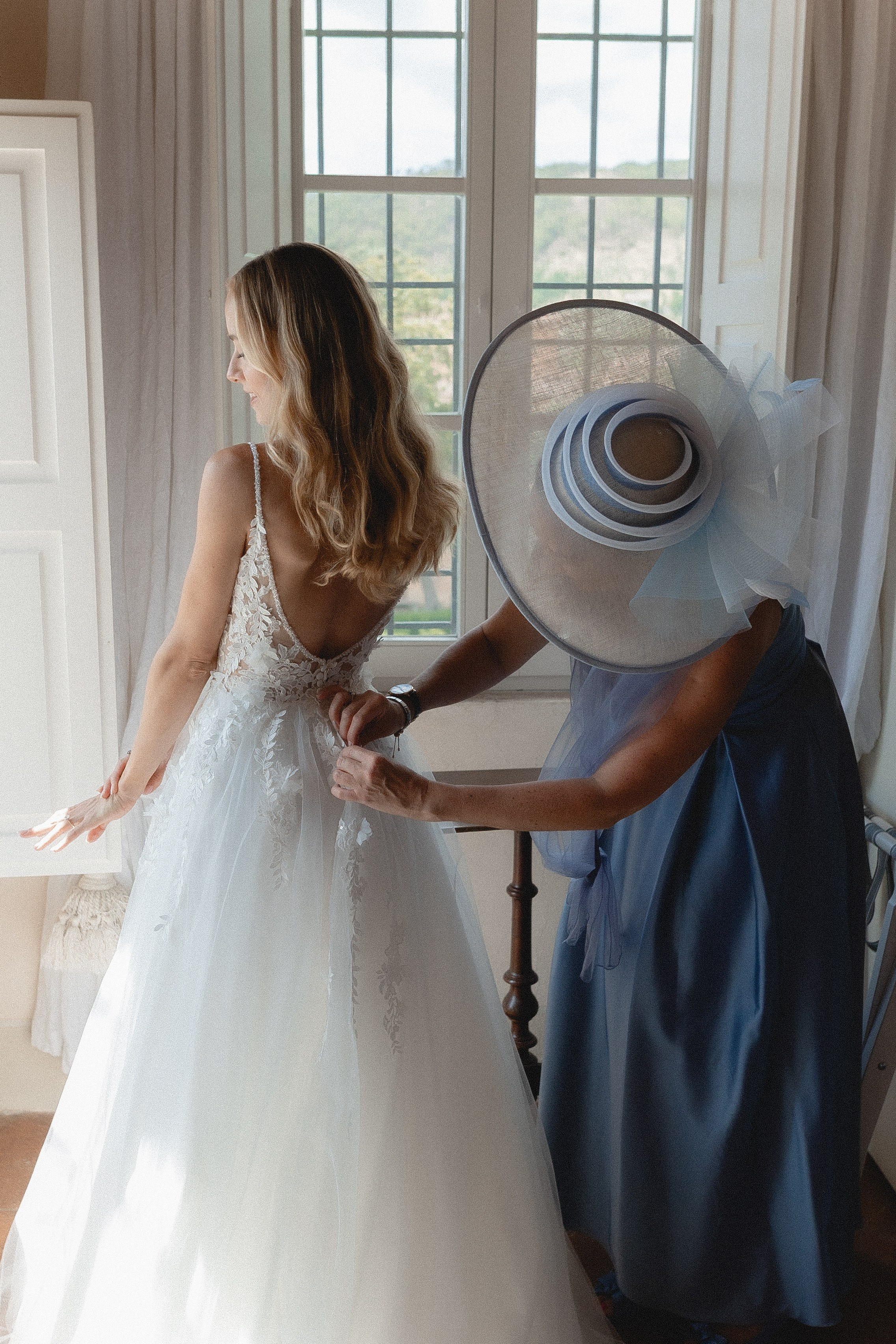 Diana & Thomas. Villa Scorzi, Tuscany. Digital + Film 35mm. Фотограф в Милане Анна Линник