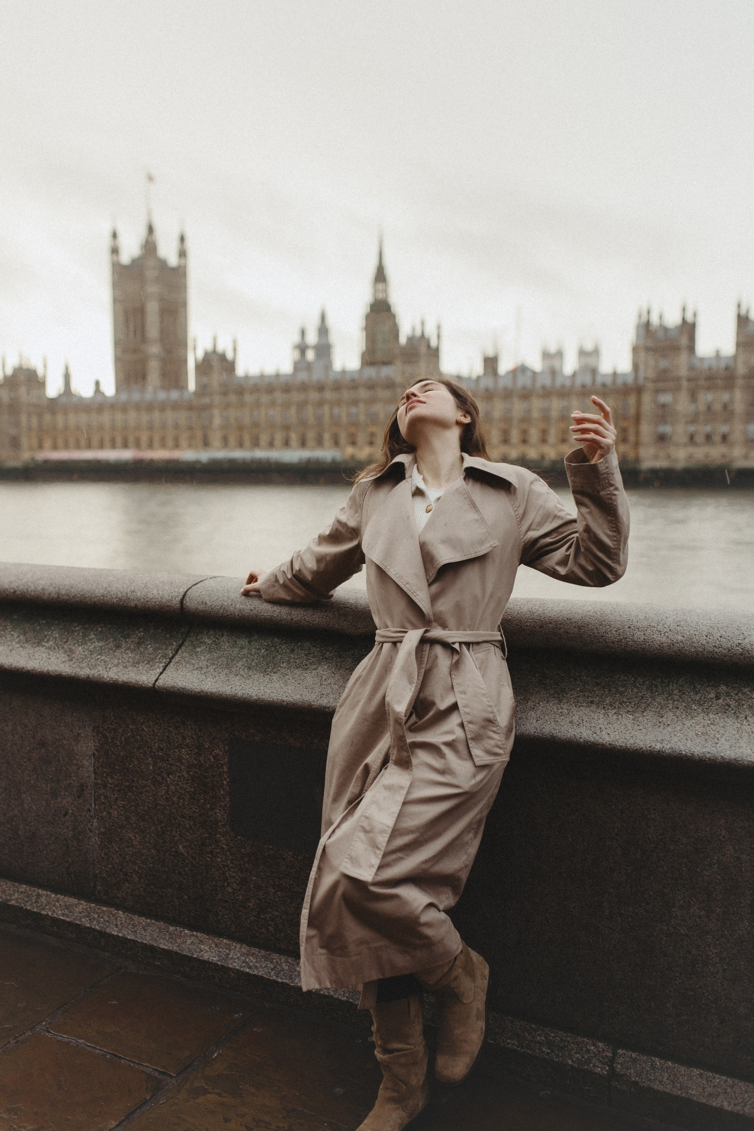 Elizabeth. Wedding and Portrait Photographer Evie Moon