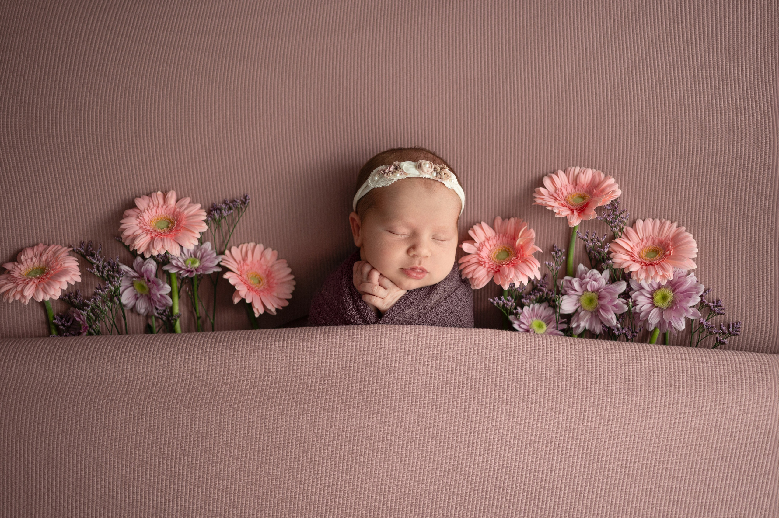 Babys. Baby und Familie Fotografin in Gummersbach Juliia Schwahlen