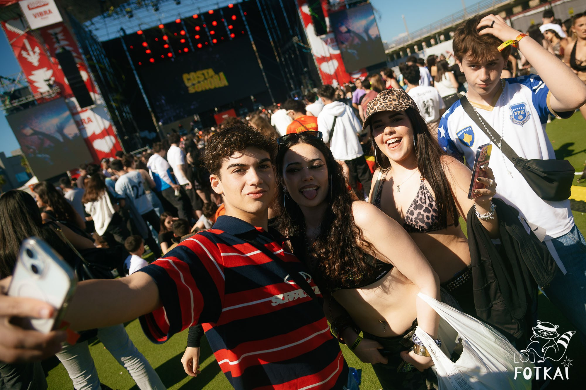Fotos Costa Sonora 2026 Alicante Día 2 — busca tu foto y encuentra amigos del festival | FOTKAI