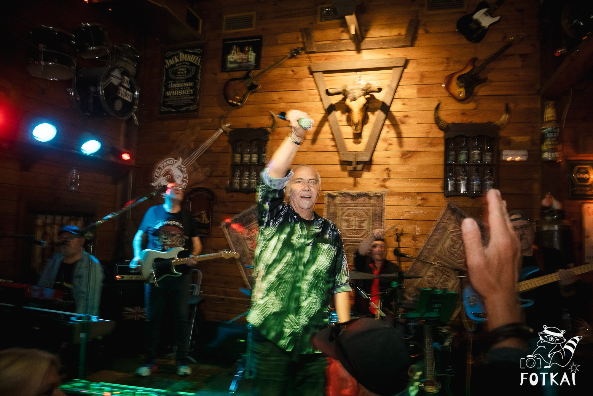 The Galaxy’s в El Paso Bar Торревьеха: фоторепортаж с концерта 21 марта 2026 года | FOTKAI