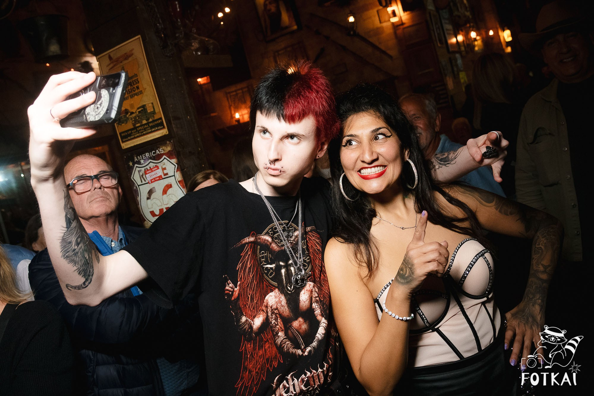 Amy Winehouse Tribute at El Paso Bar (March 28) — Live Concert Photo Report | FOTKAI