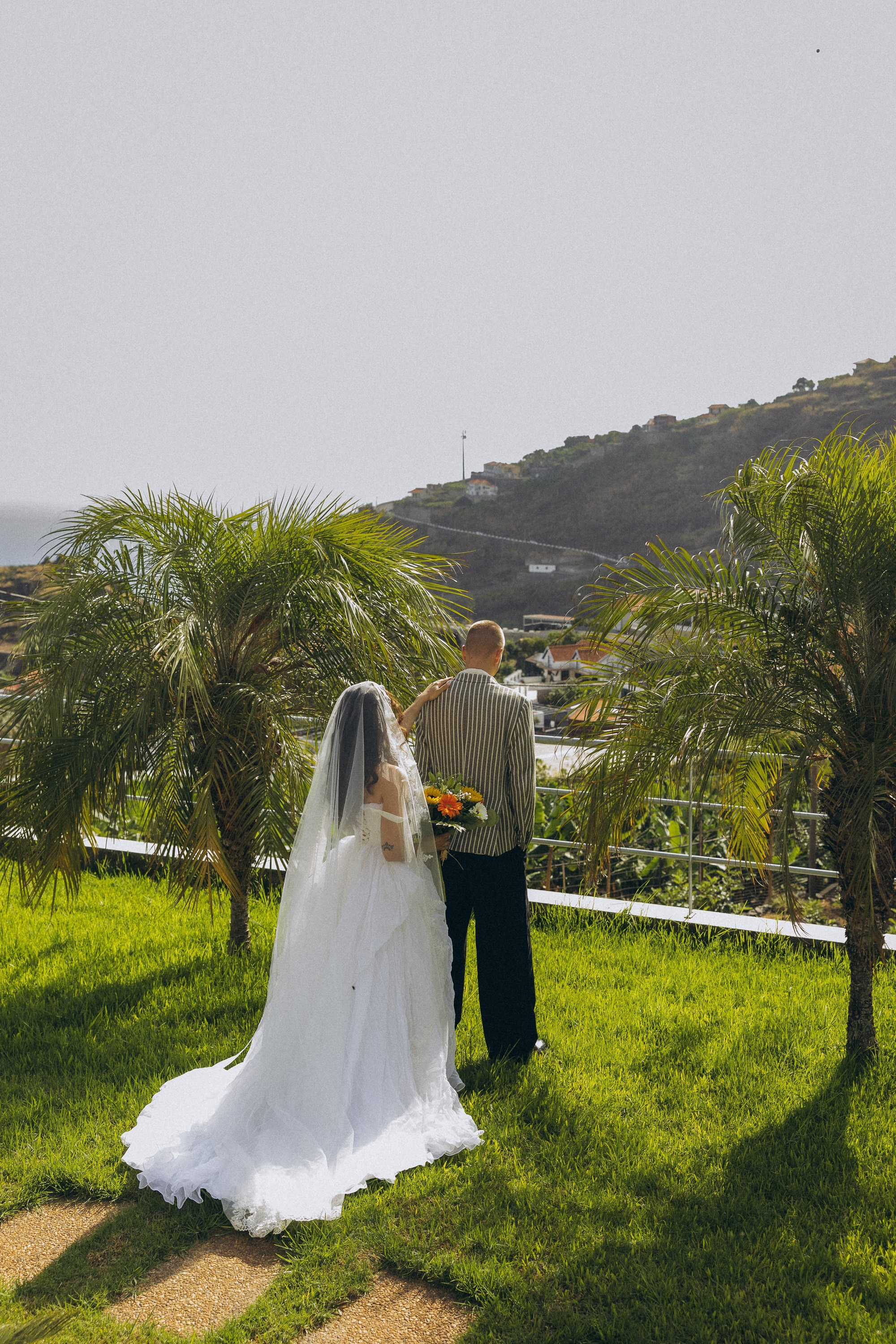 Elopement First Look & Vows in Madeira | Miradouro da Noiva & Seixal Beach