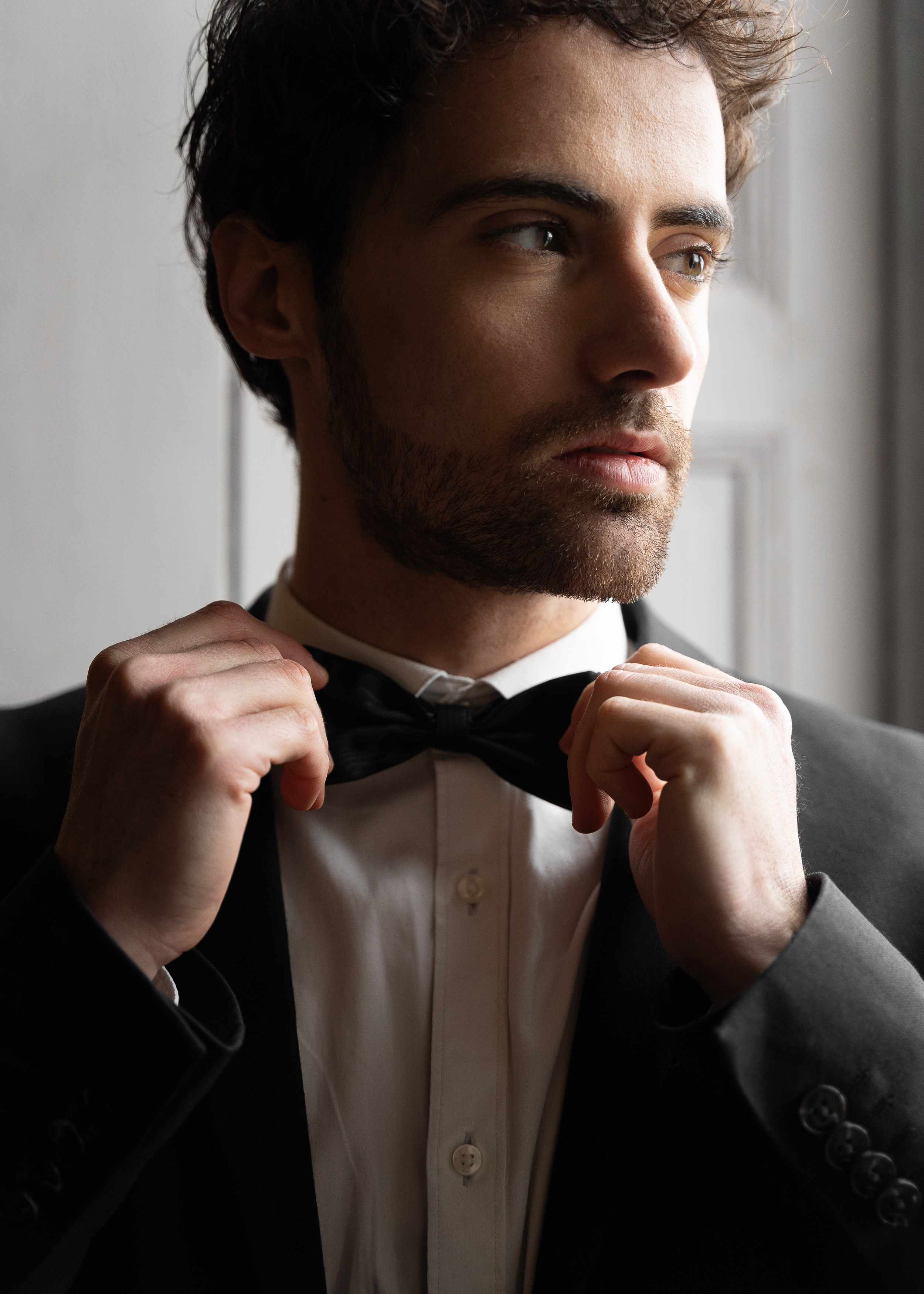 Intimate wedding in Milan. Proposal Photographer in Lake Como