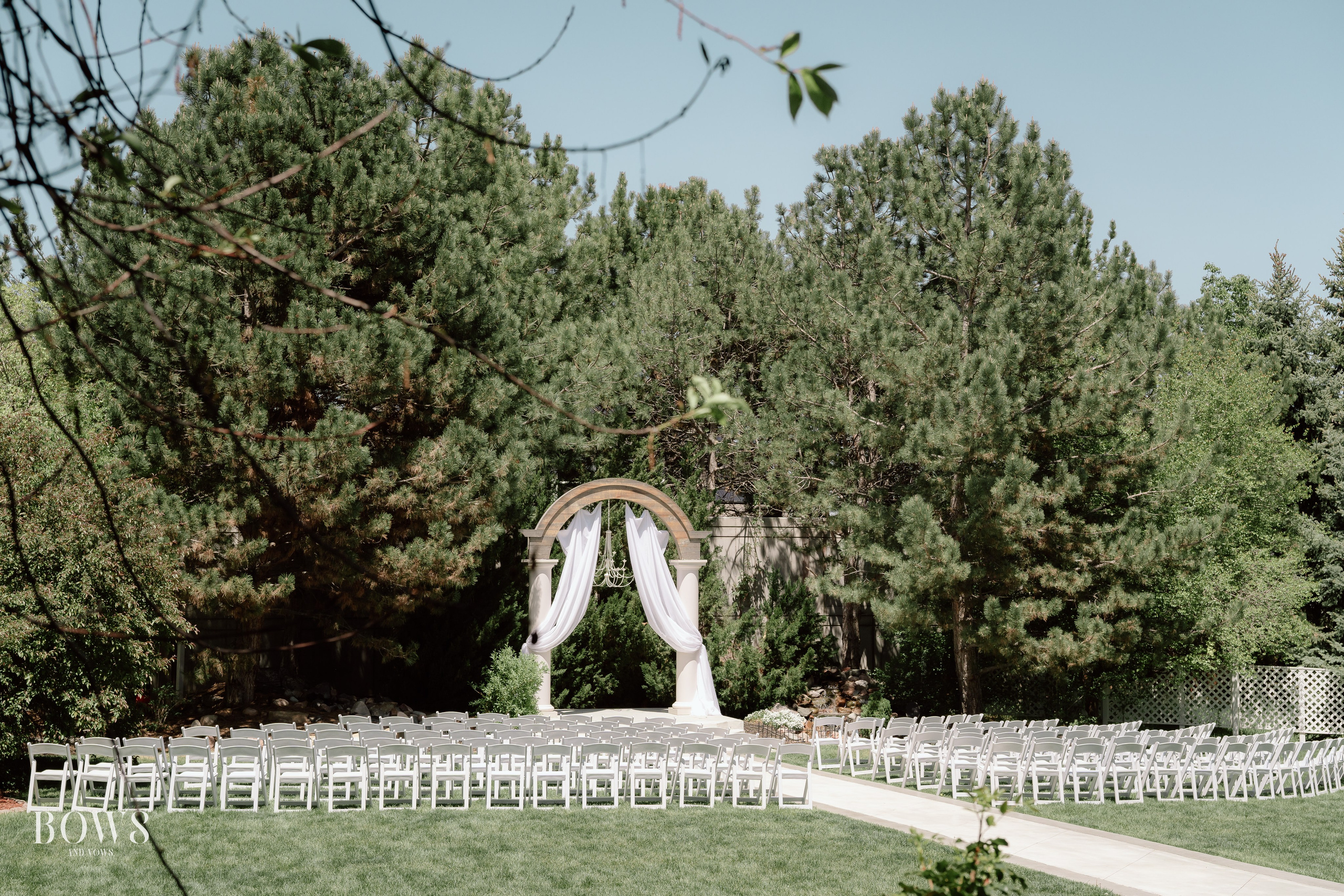 ARAVIND & MARISSA. WEDDING PHOTO COLOR GRADING