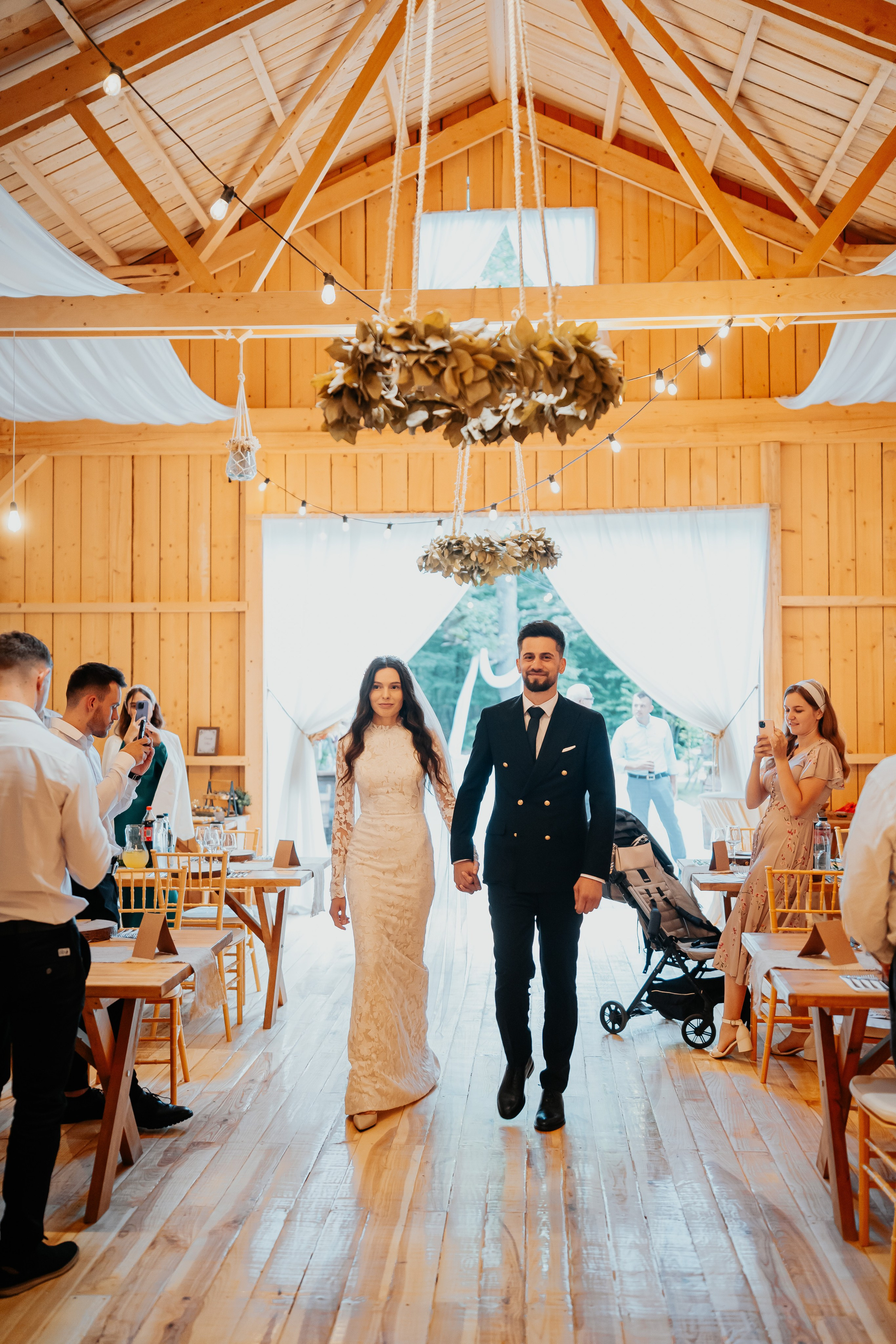 E & V. Fotograf Nunta Iasi - Hearts & Pictures