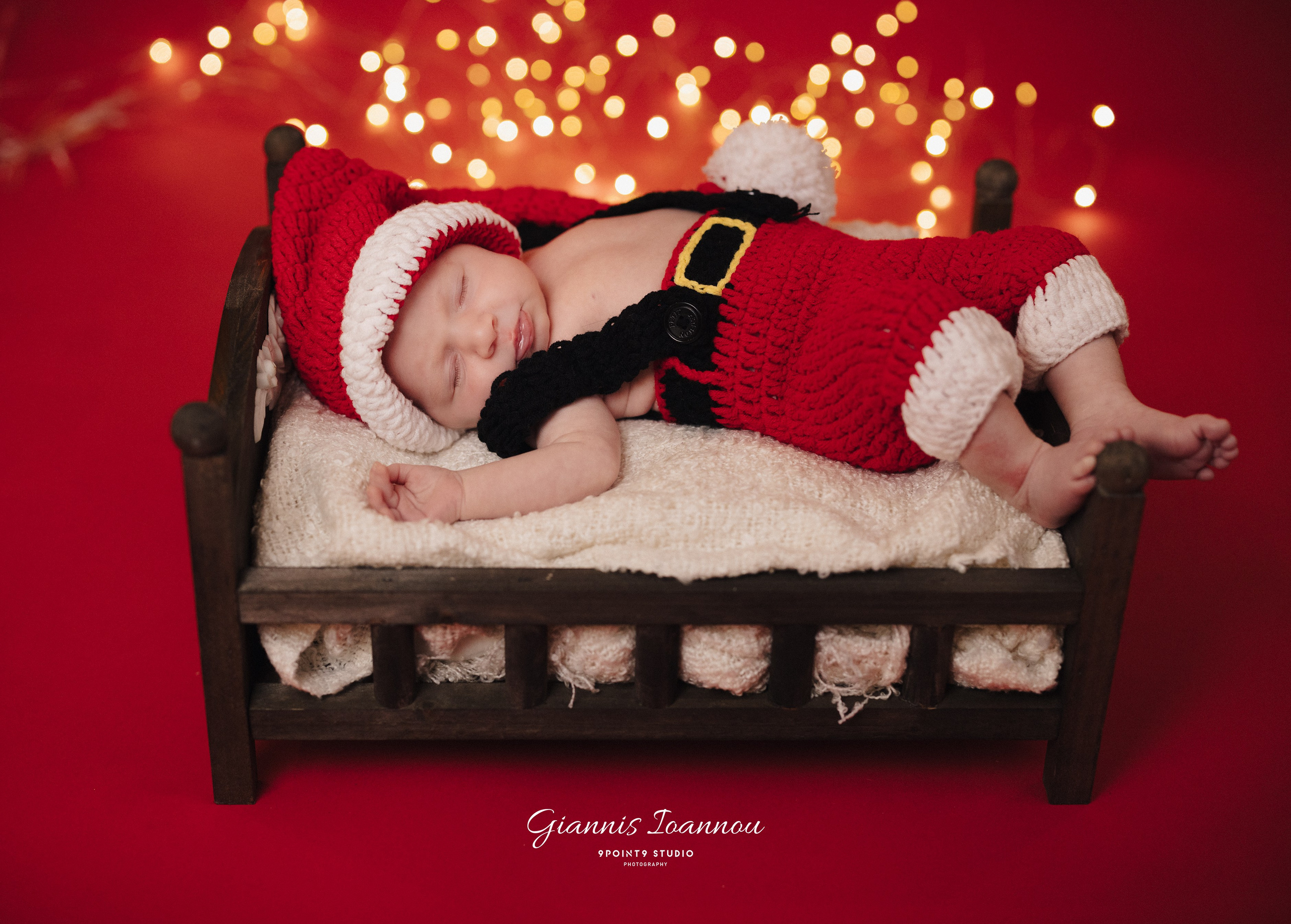 CHRISTMAS SESSIONS. Giannis Ioannou