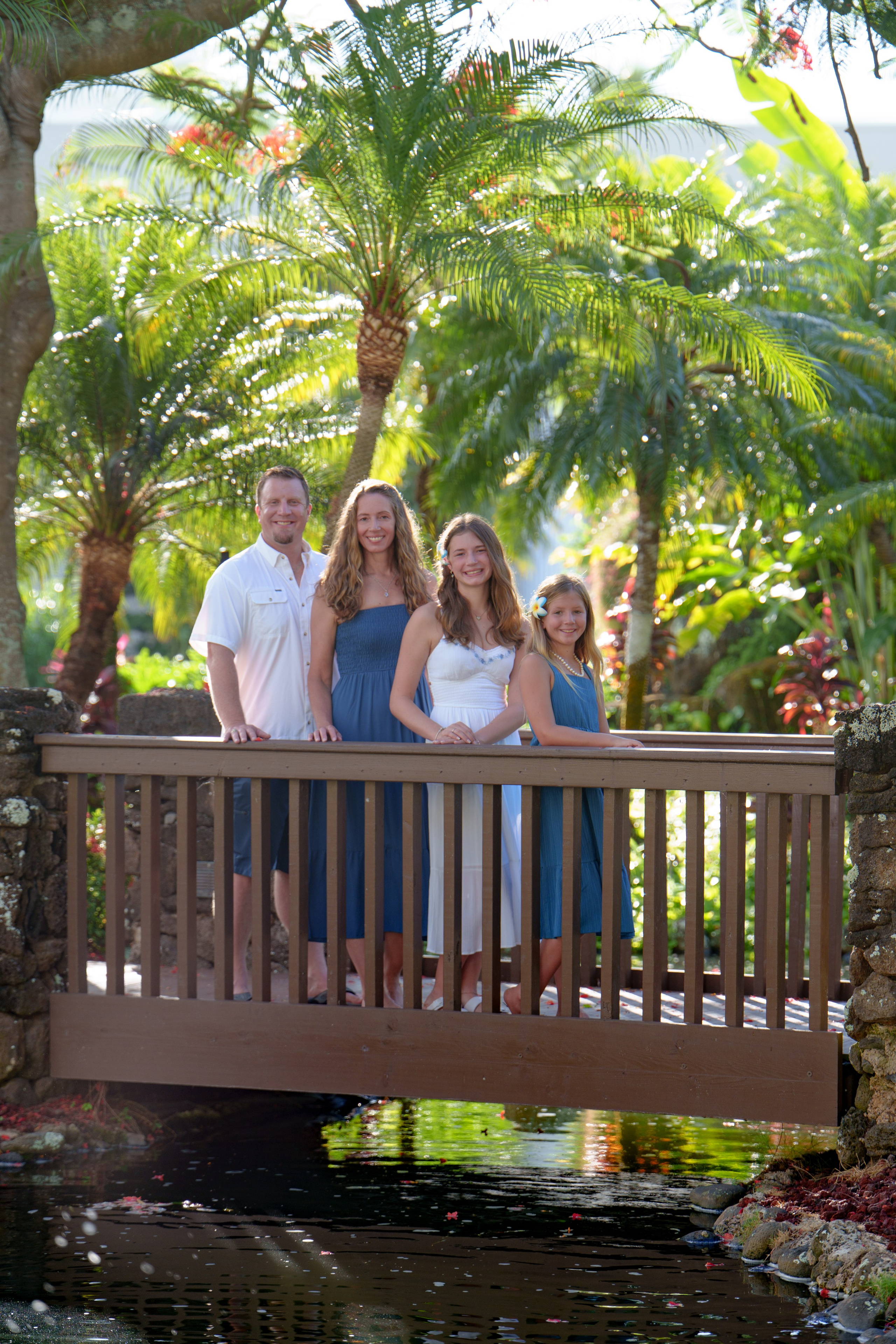 Kauai Beach Photography LLP. Awards winning photographer in Kauai, Hawaii