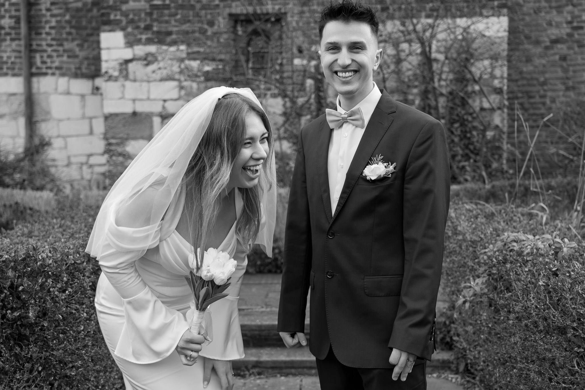 Book a wedding photographer and videographer in London. Wedding photographer in United Kingdom