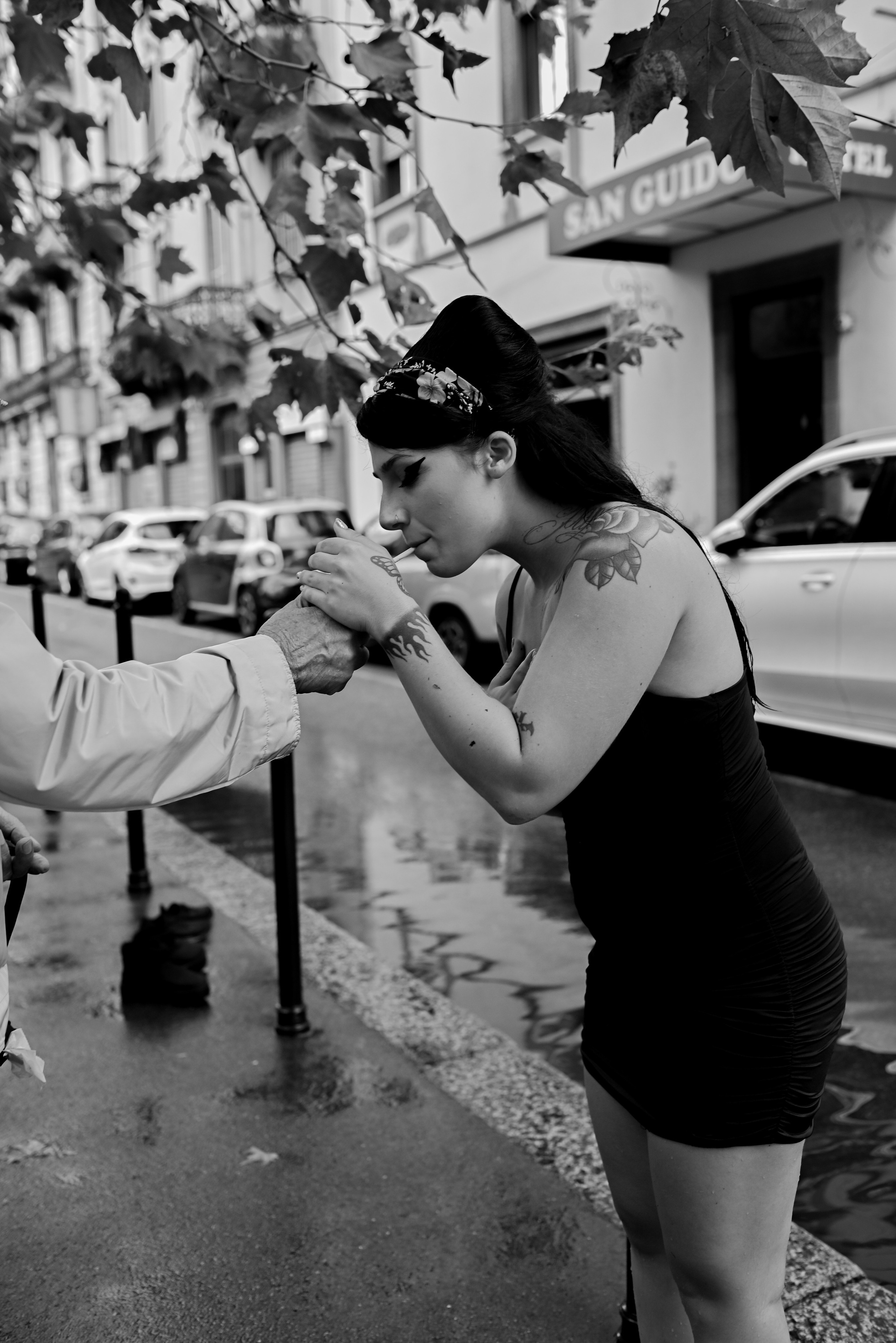 Scatti per far andare l’acqua di traverso all’ex