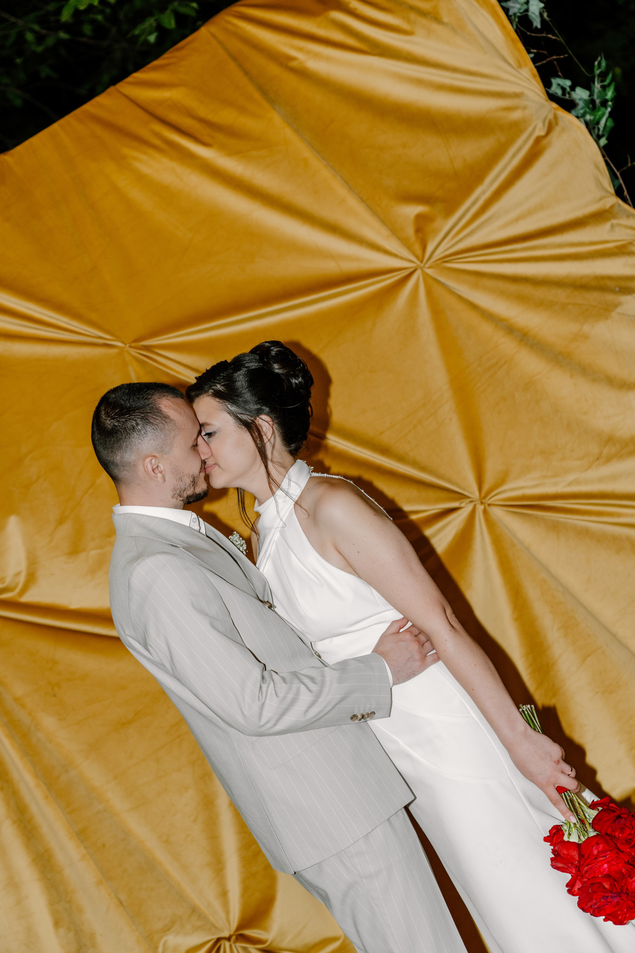 Alex & Corina. Gabrielacojocariu.com