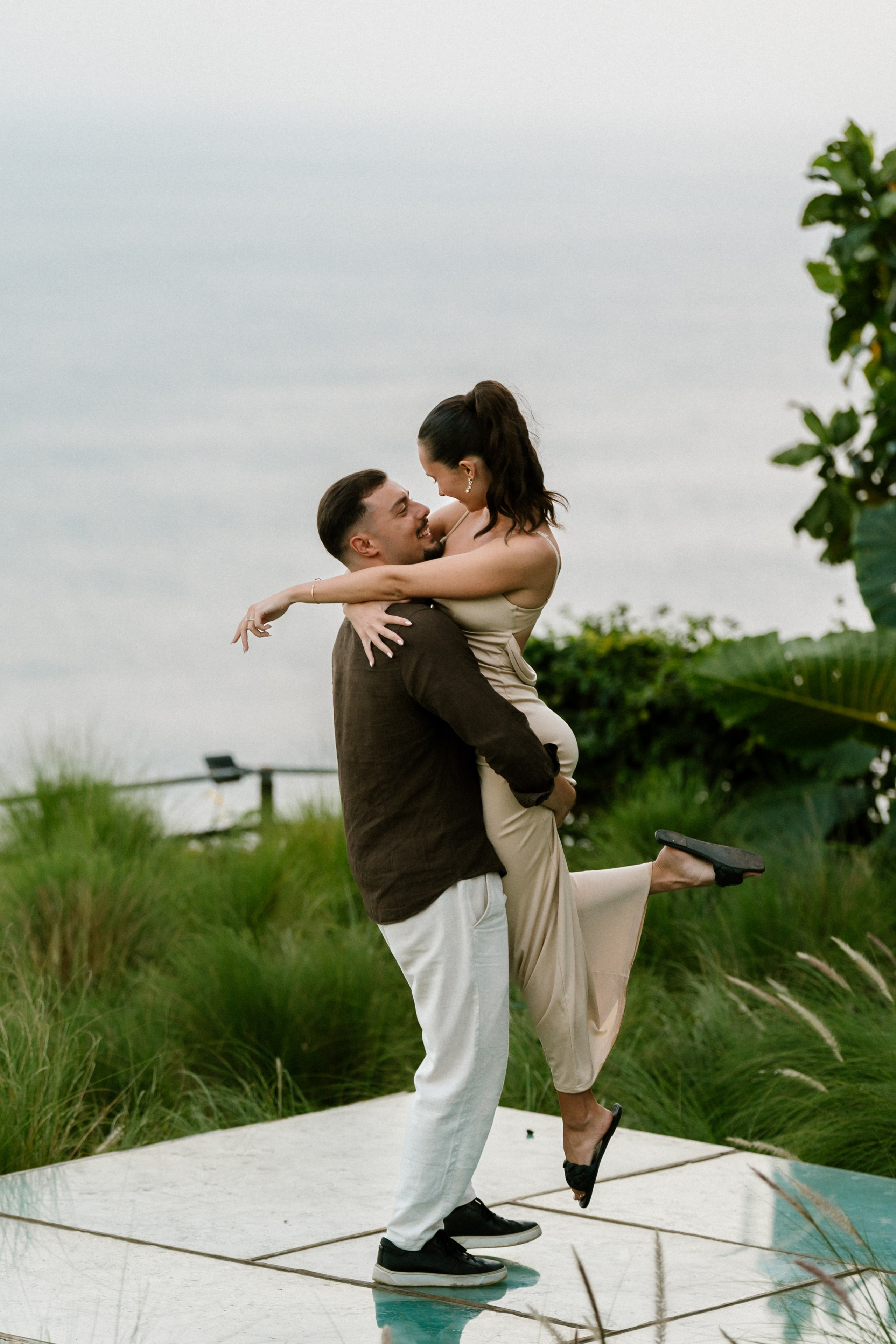 Nicolaos & Ivanna. Female Photographer in Bali