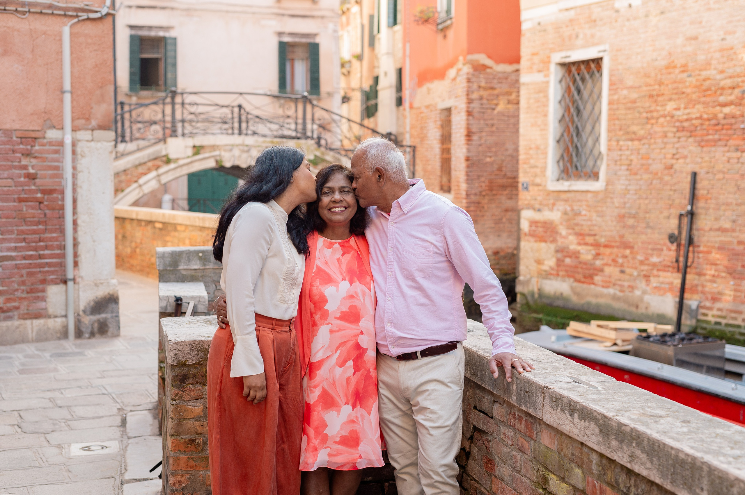 Family photoshoot in Venice. Фотограф в Венеции Anna Terzi