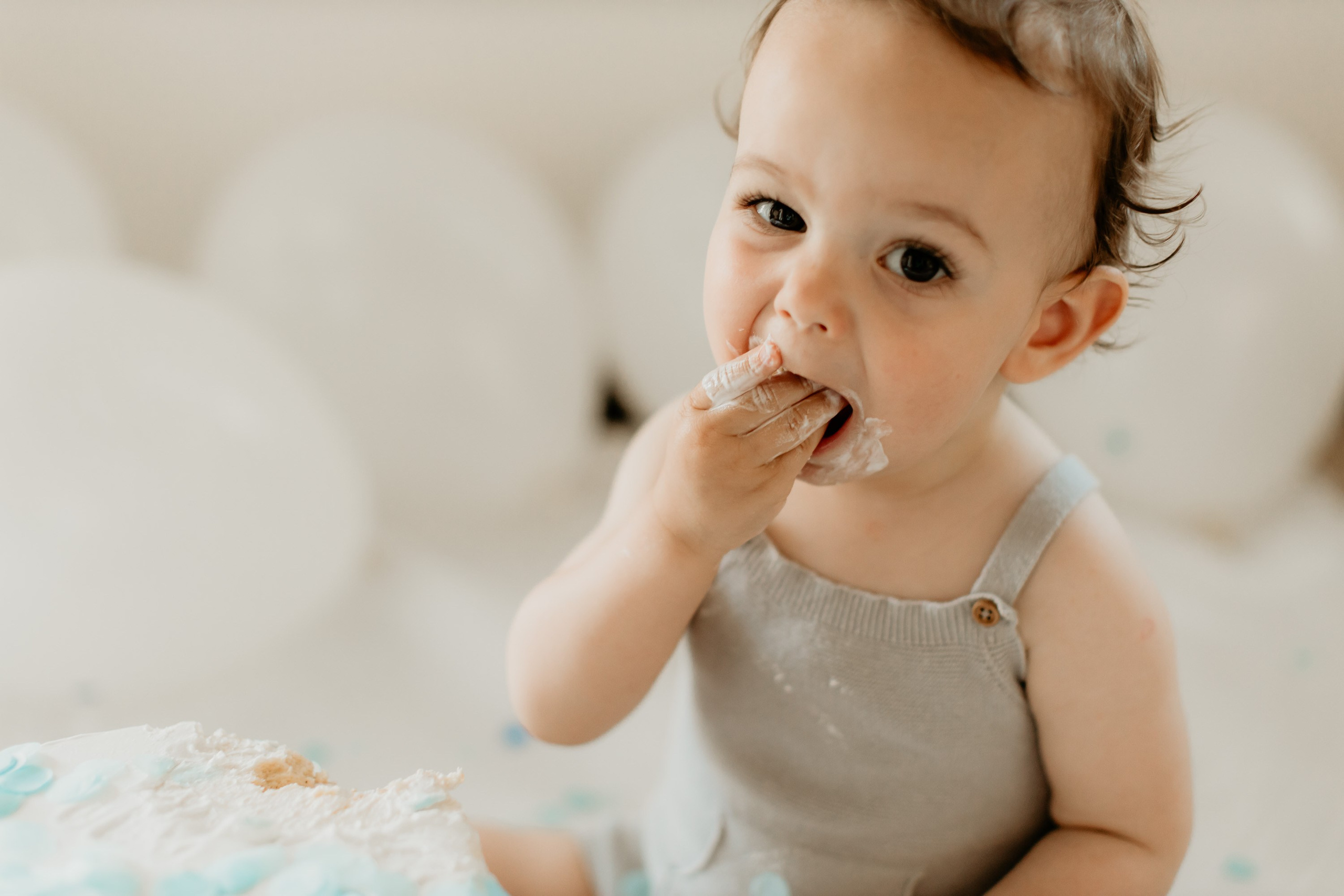 Cake Smash Session. Family and children photographer in Belgrade Milja Ciric