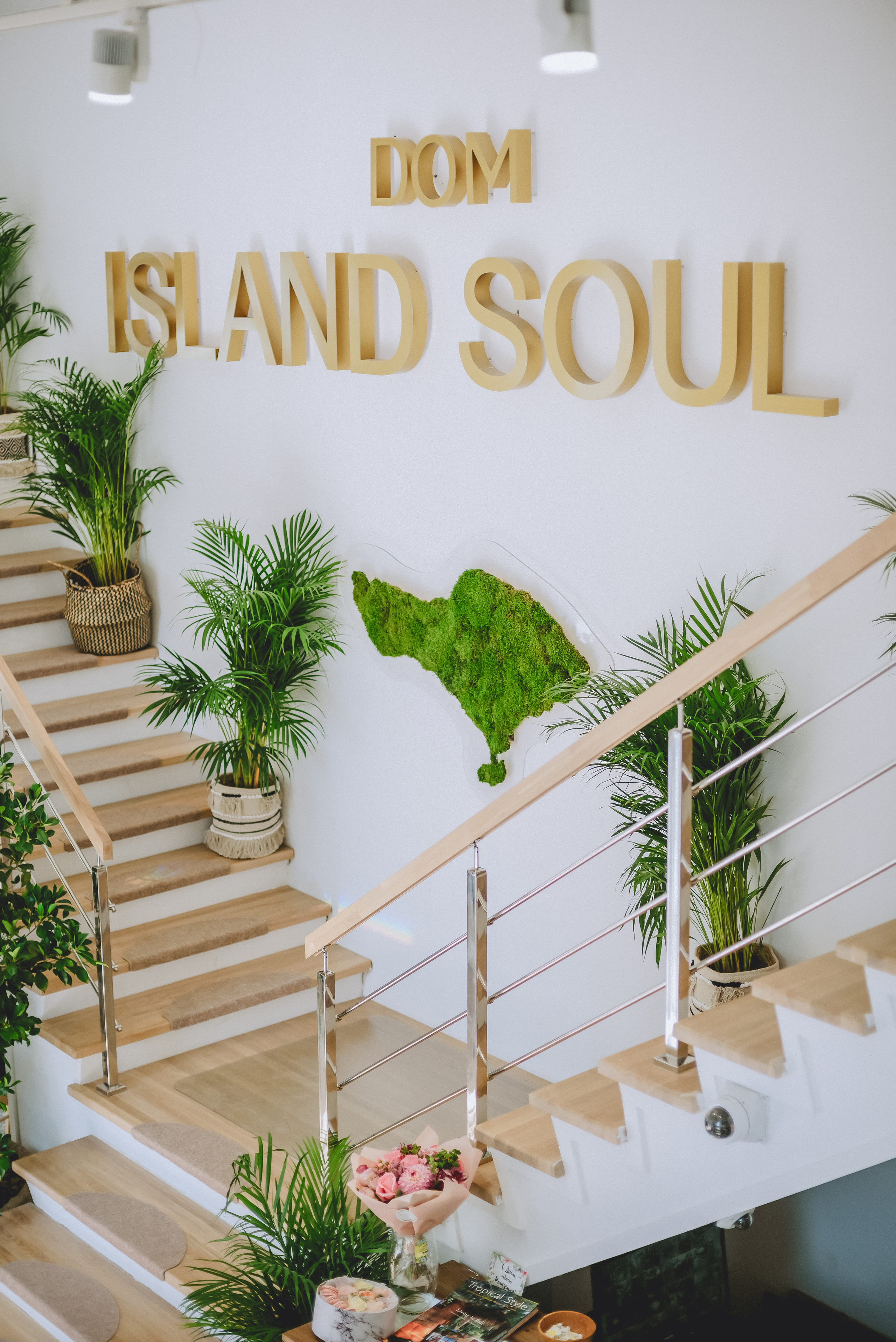 Island soul joaillerie. Overture de la boutique. Photographe lifestyle à Paris