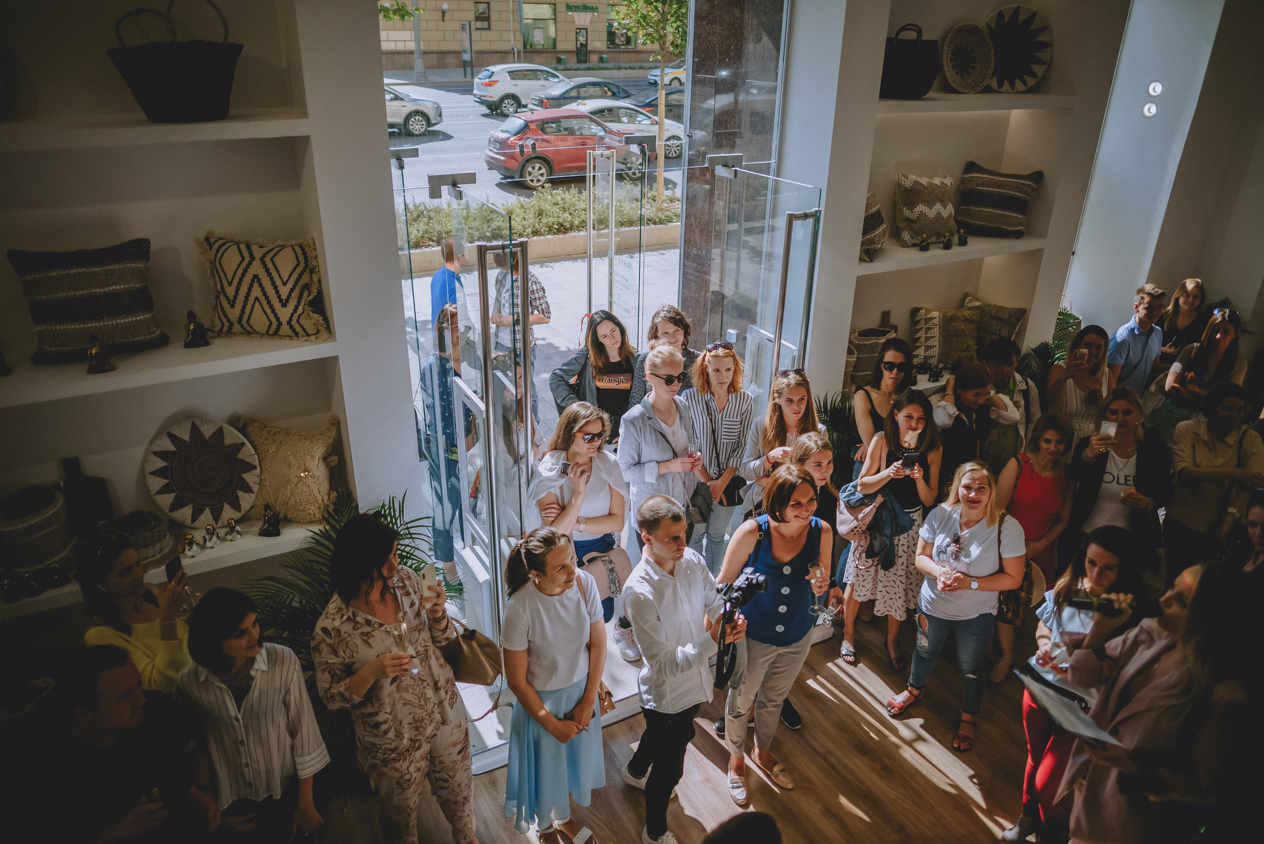 Island soul joaillerie. Overture de la boutique. Photographe lifestyle à Paris