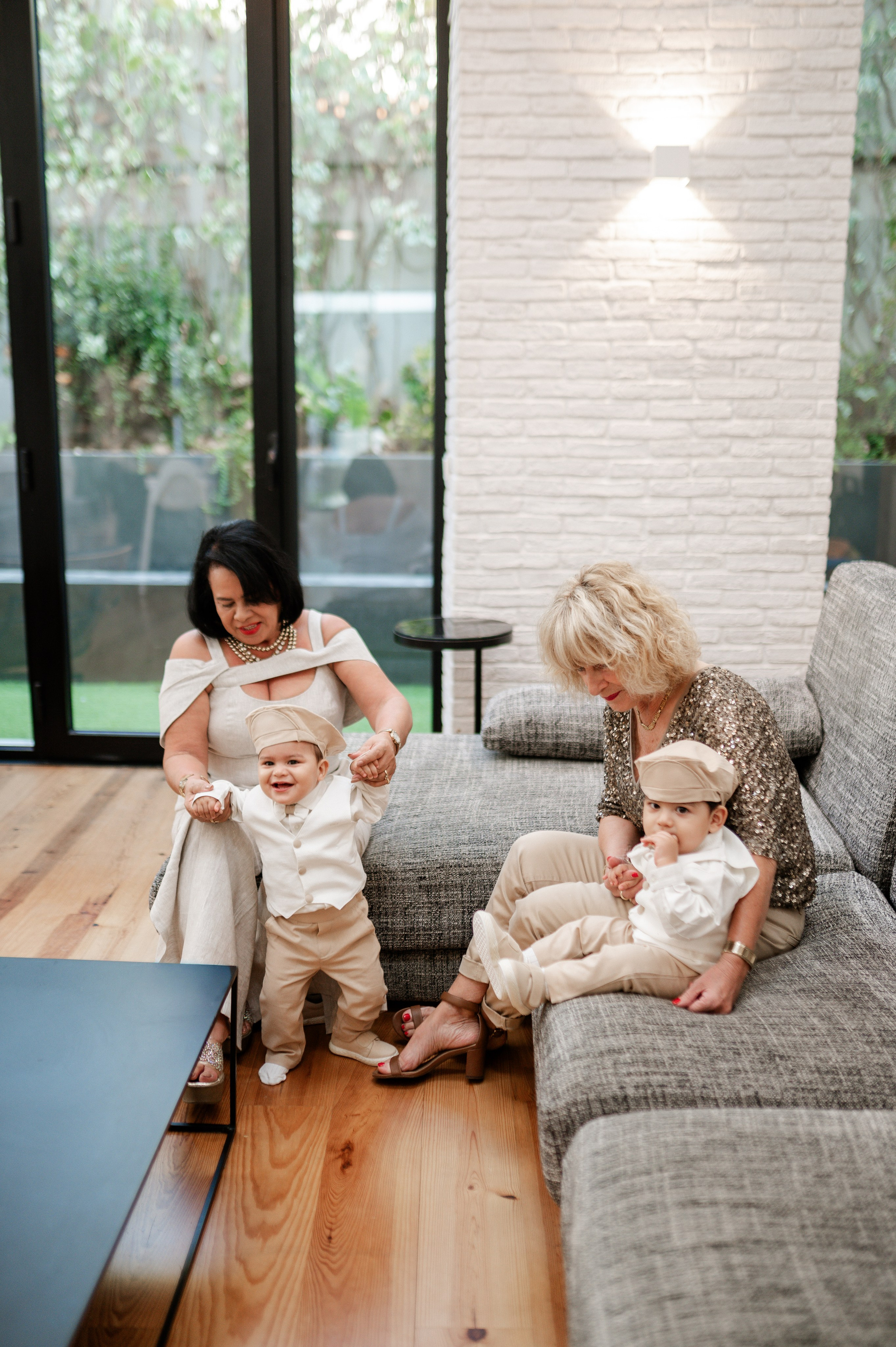 Фотосъёмка крестин — тёплые и значимые моменты. Ваш фотограф в Лиссабоне — Анна Белова