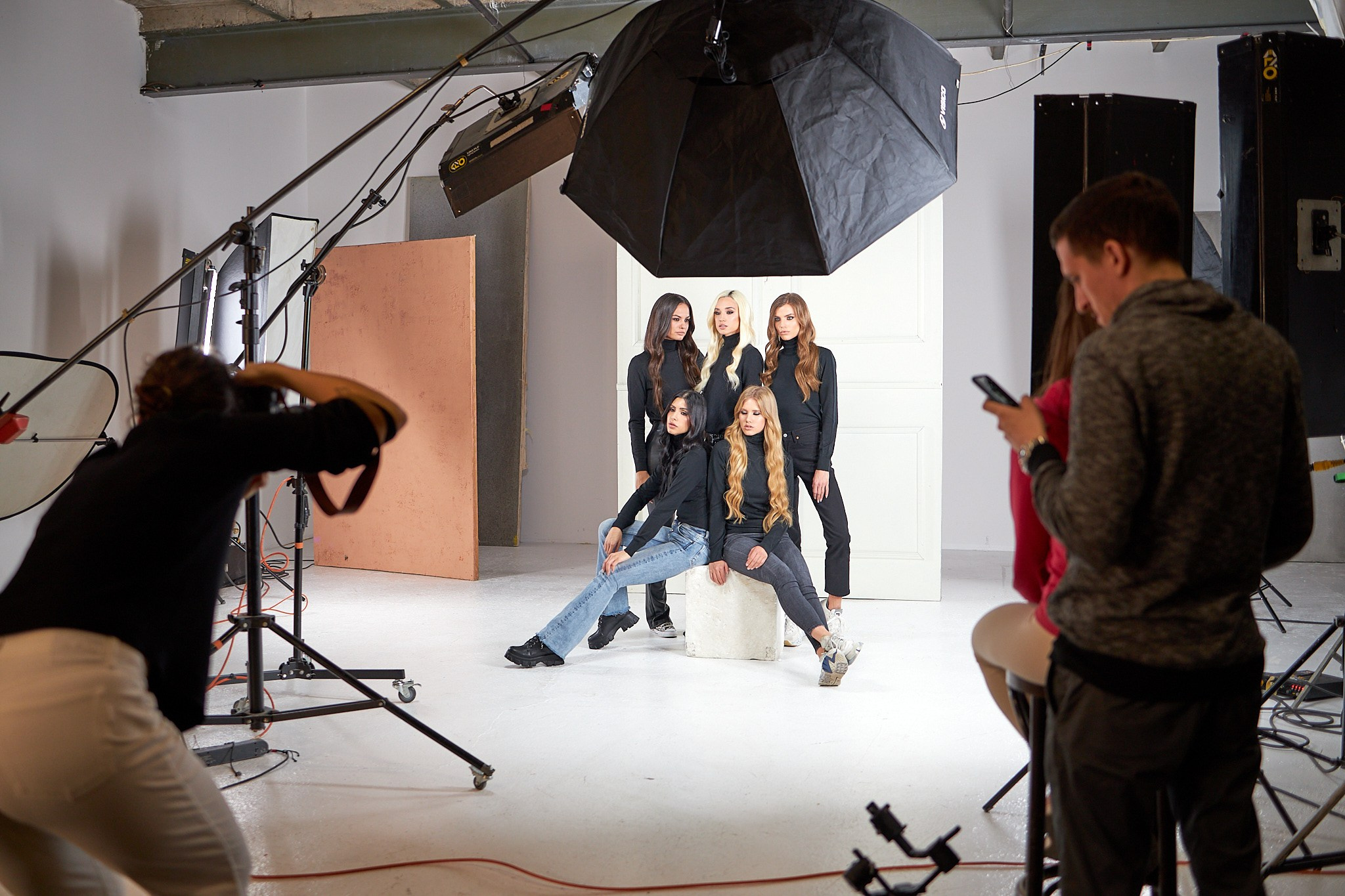 Studio Photogenic. Commercial and studio photographer in Belgrade