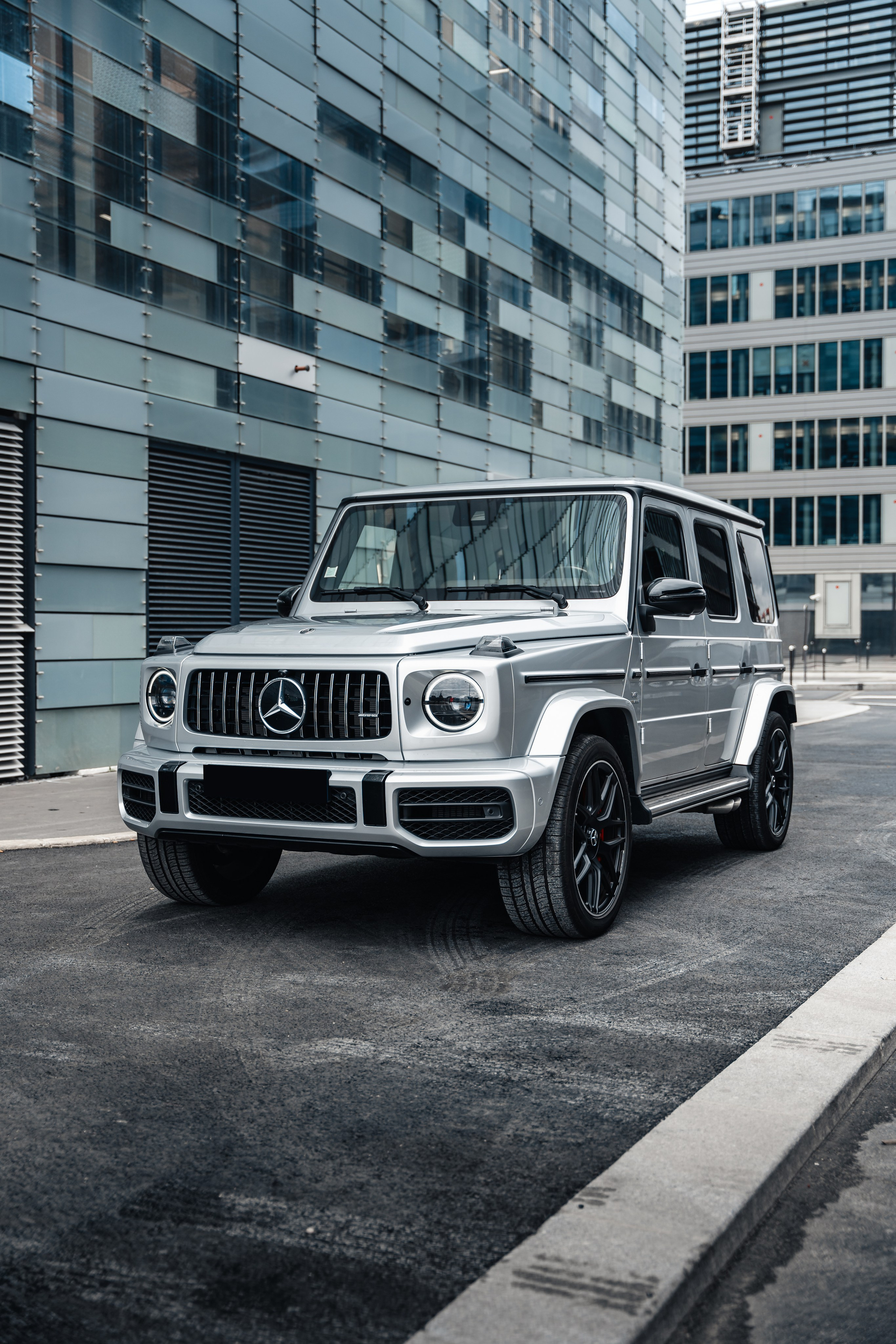 Mercedes-Benz G63 AMG. Photographer in Paris — Vitalii Motruk