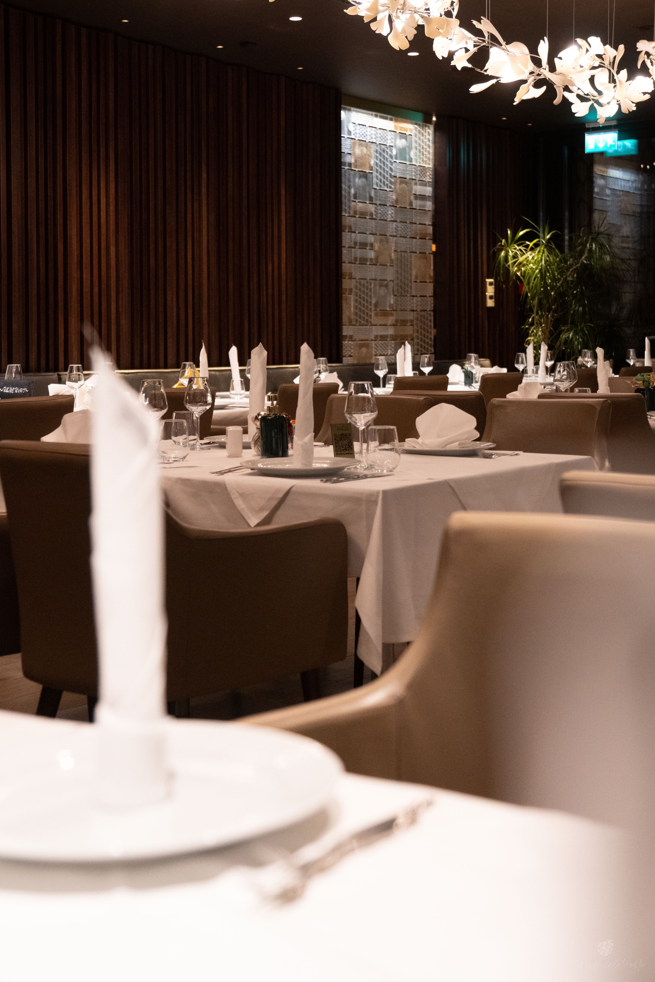 Ana Hotels. Creste si calatoreste