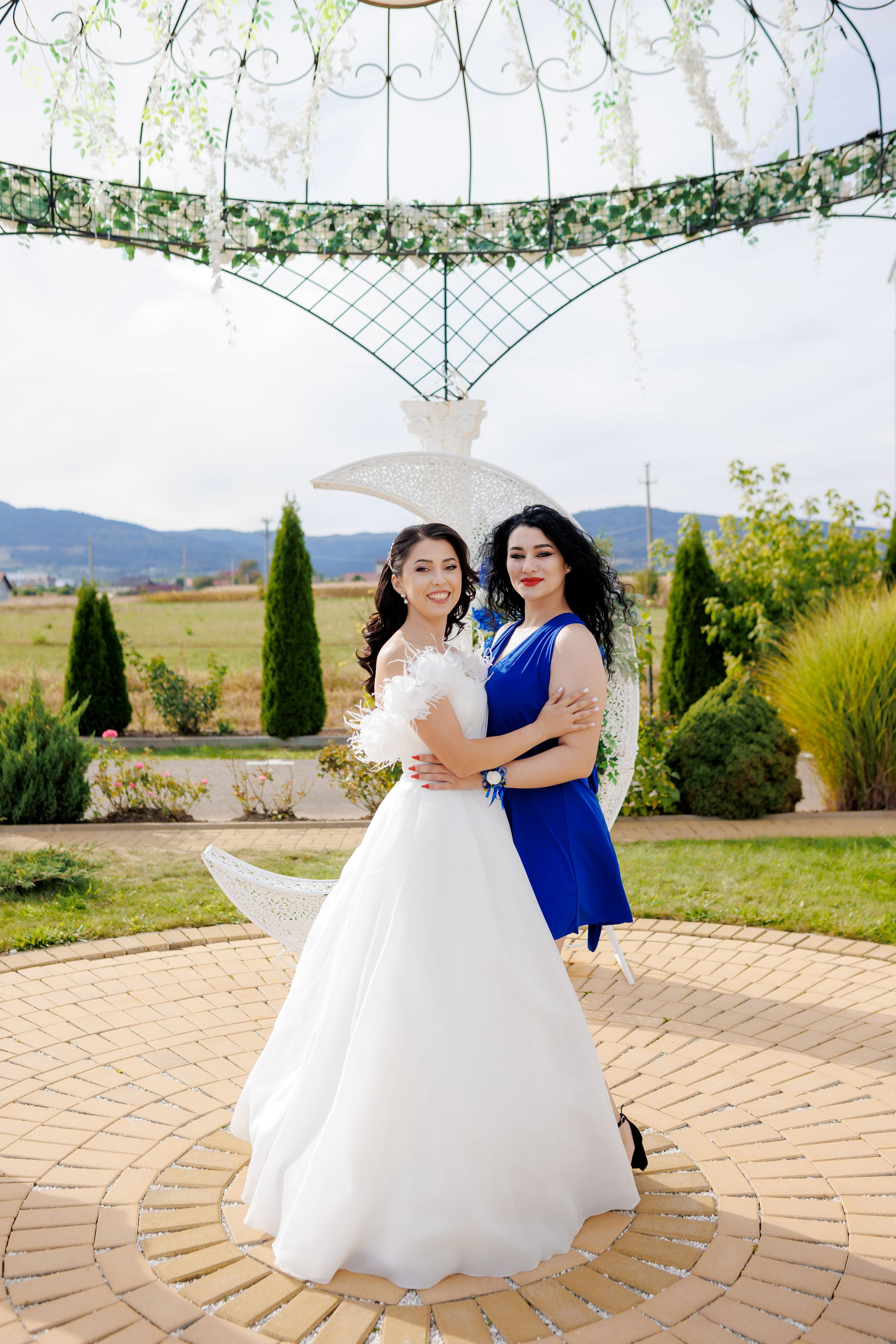 Loredana & Emilian – Ziua Nunții | Videografie - fotografie Botez Suceava, Iași, Botoșani. Servicii foto-video profesionale, pentru momente de neuitat