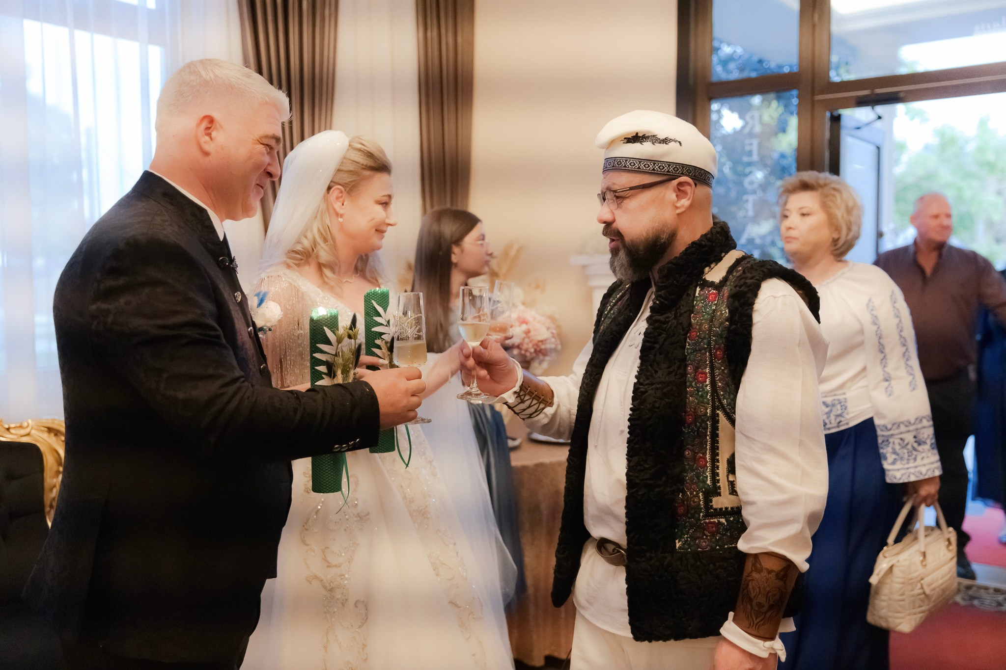 Mihai & Oana. Servicii foto-video profesionale, pentru momente de neuitat