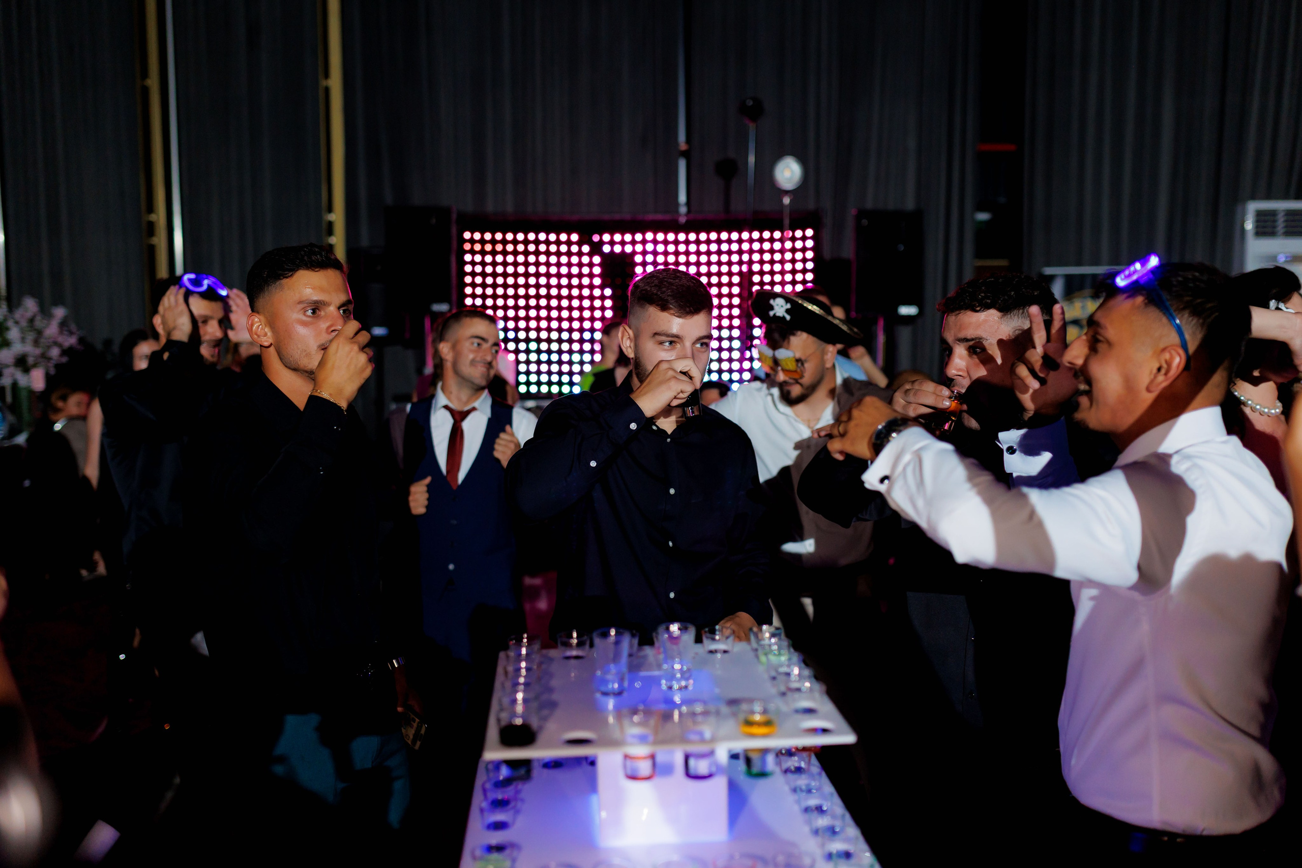 Nunta Nicoleta & Răzvan | Fotografie & Videografie Profesională. Servicii foto-video profesionale, pentru momente de neuitat