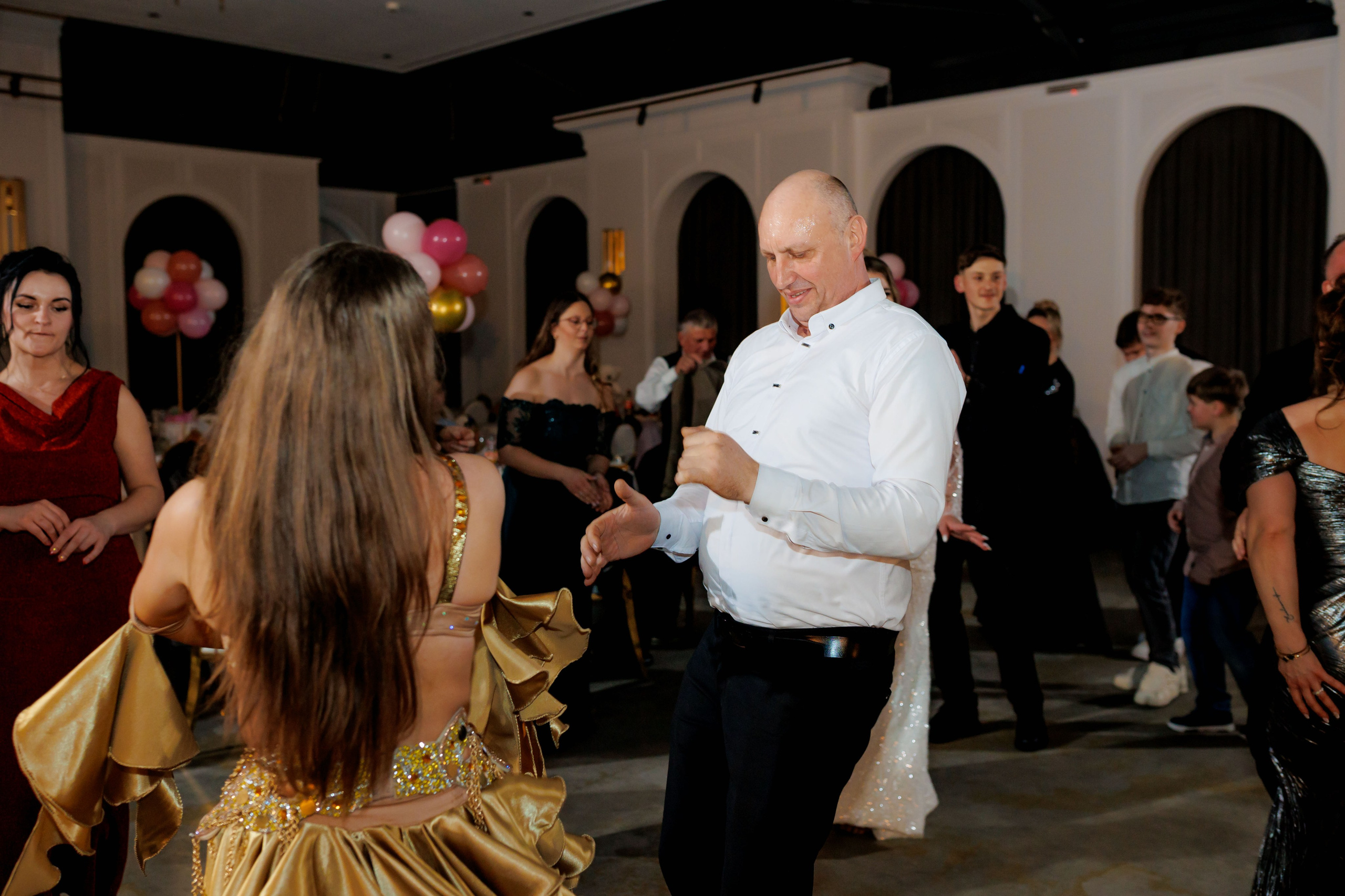 Povestea voastră, regizată de noi |Cristi Turculet Videograf Nuntă Suceava | wedding highlight. Servicii foto-video profesionale, pentru momente de neuitat