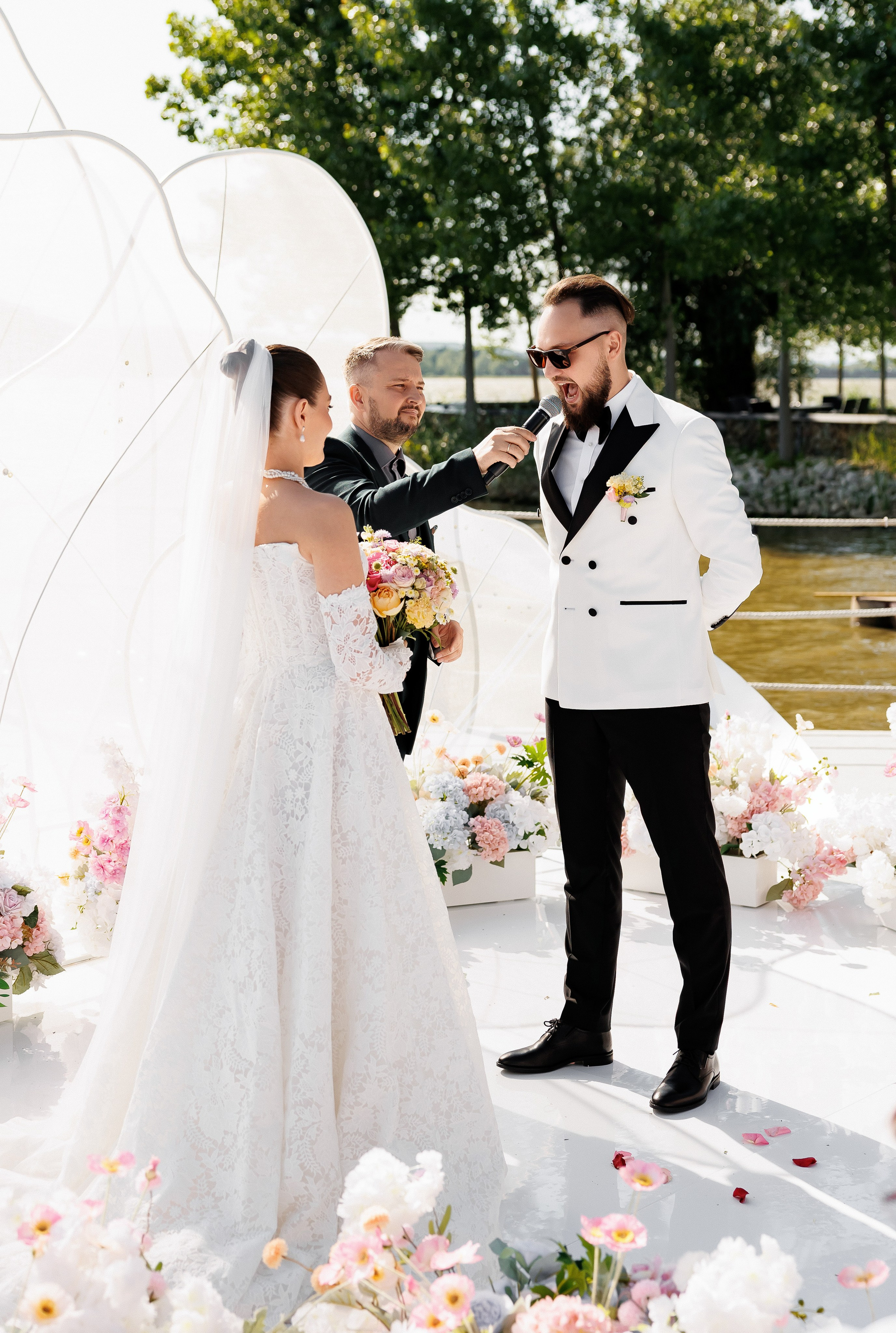 Florin & Corina — Complexul Turistic Costesti — Wedding Day. Servicii Foto și Video 067188353