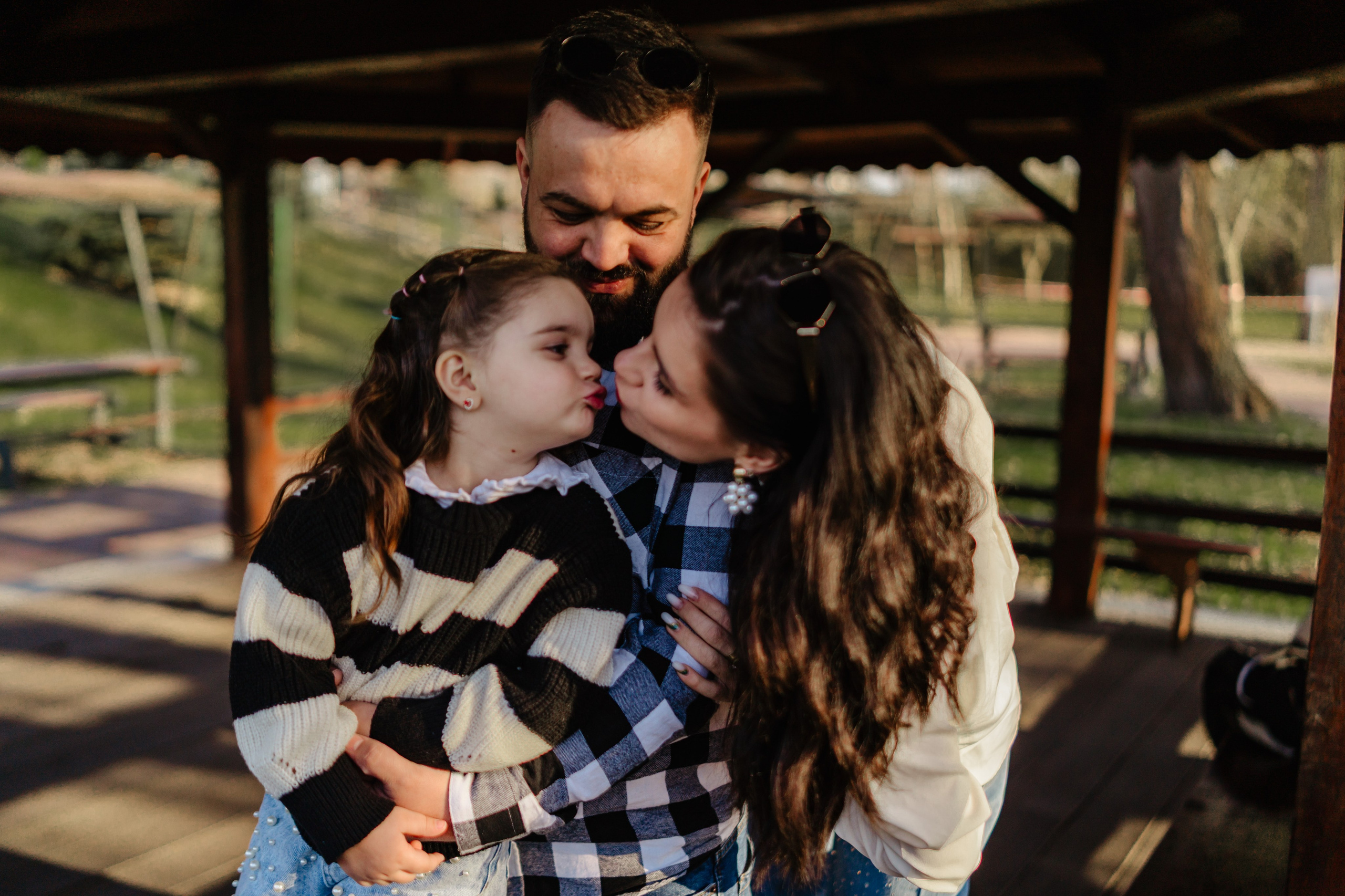 Sara’s Family. Foto-Video Nunta Iasi, Suceava, Bucuresti / Disponibilitate 2025 — 2026 — 2027