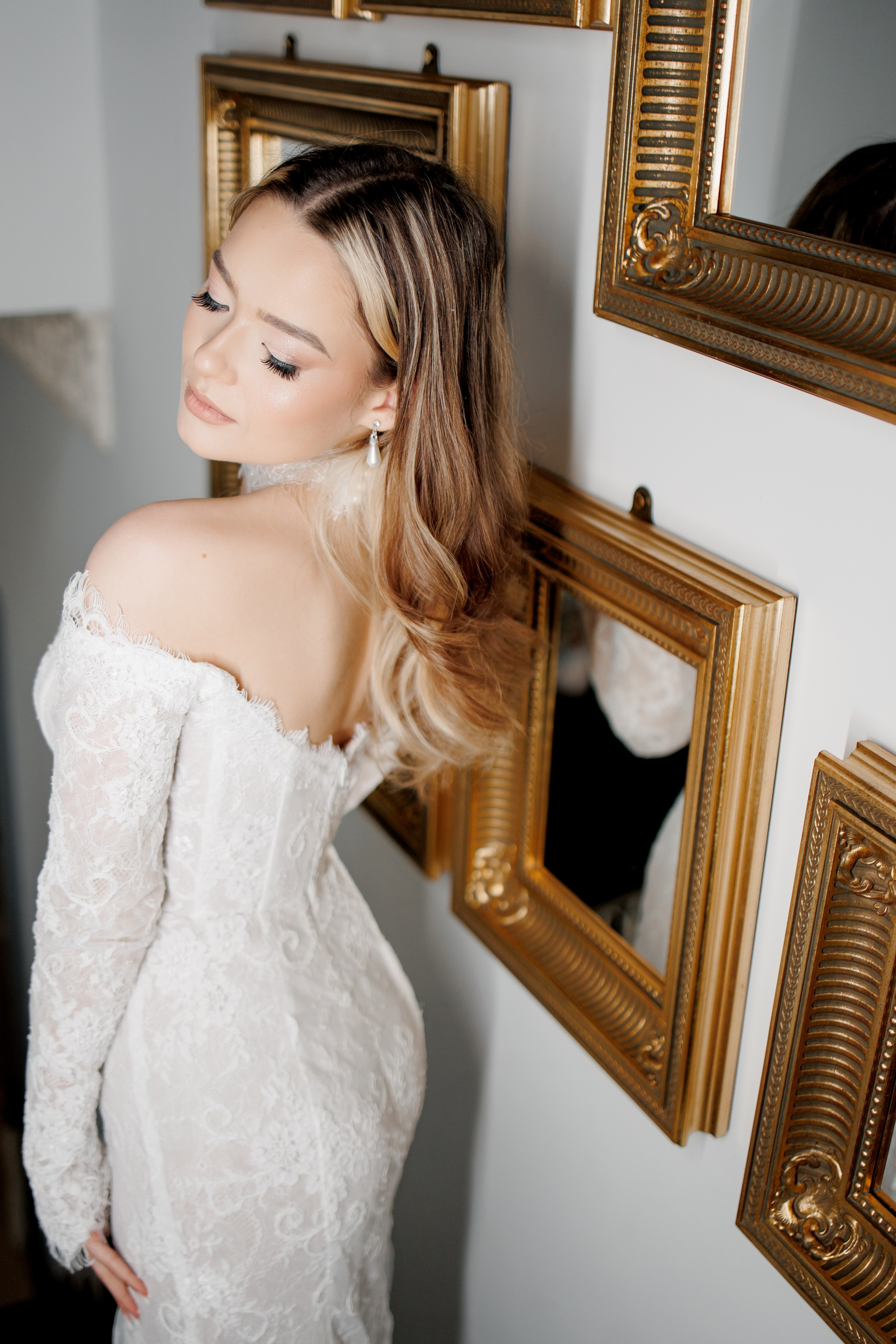 Style Shoot 2025. Wedding Photographer, based in Iasi, Romania, but will travel all over the globe to make sure you look amazing in all your wedding photos