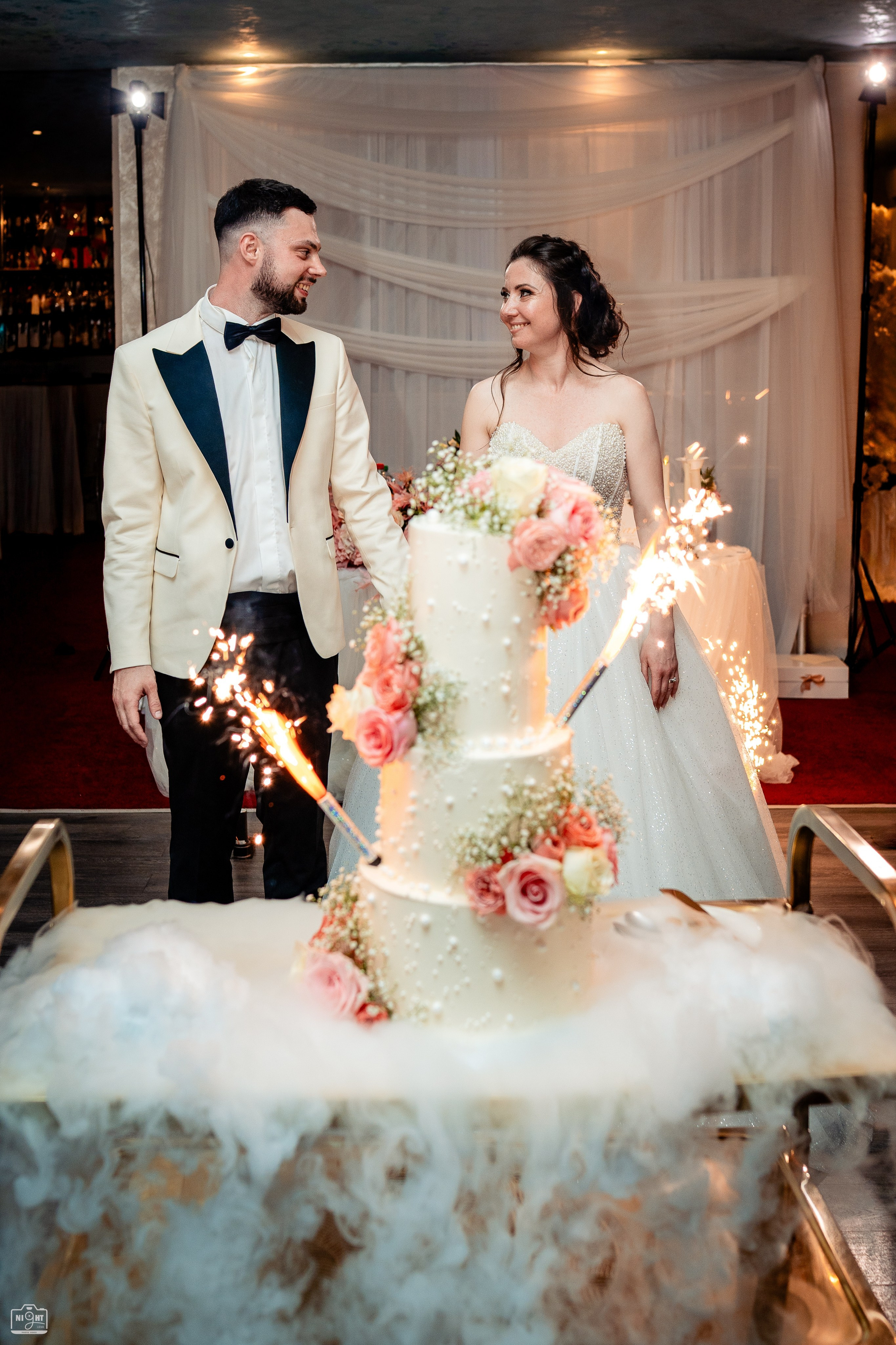 THOMAS & LUMINITA. WEDDING PHOTO & VIDEO LONDON, UK — NIGHT LENS