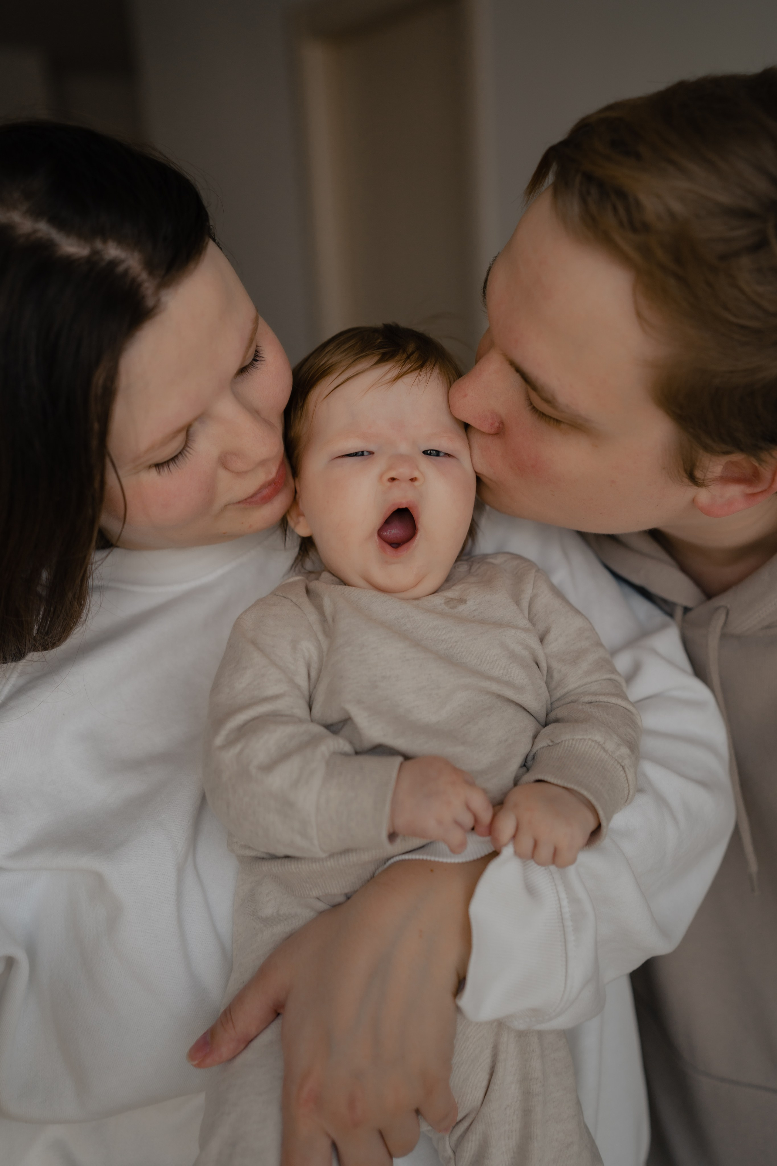 Семейная с младенцем. Фотограф Москва Ларина Юлия