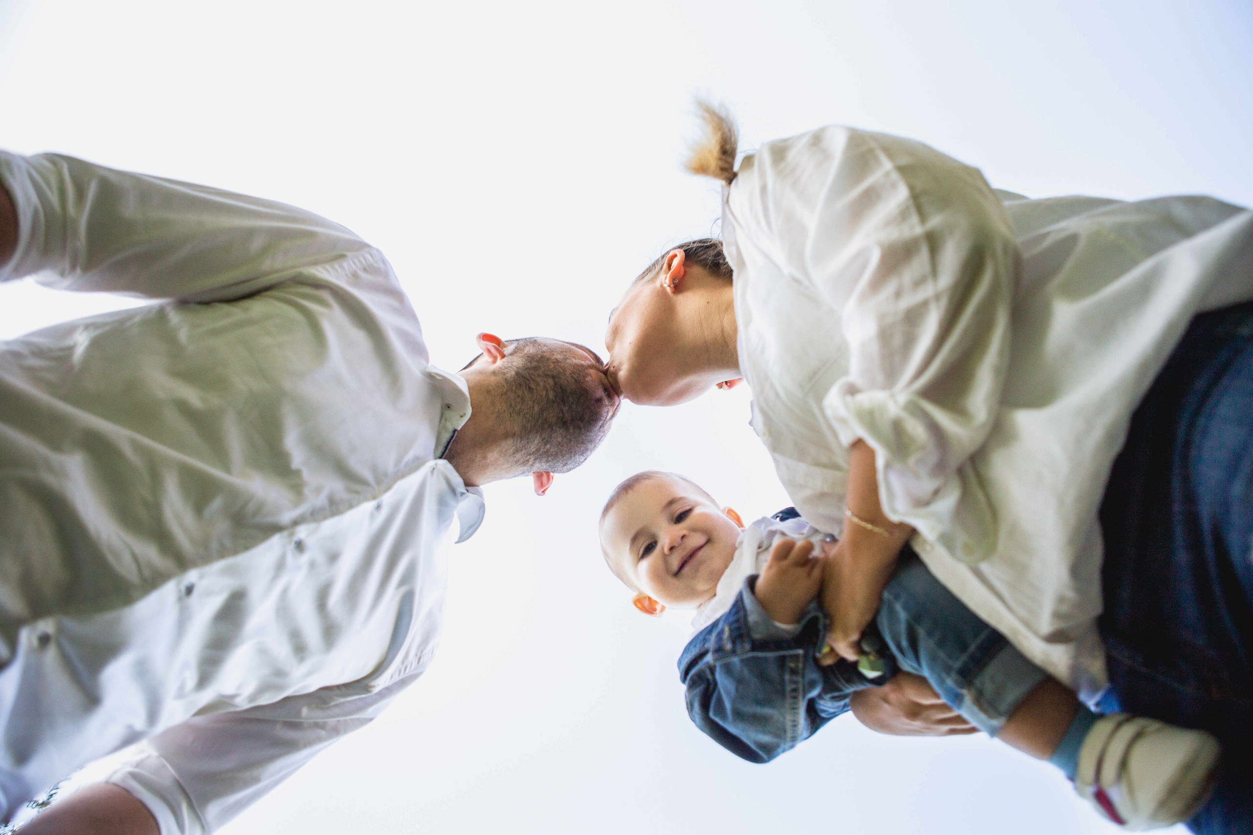 AT THE WALLS OF THE OLD CITY. PHOTOGRAPHER IN ISRAEL