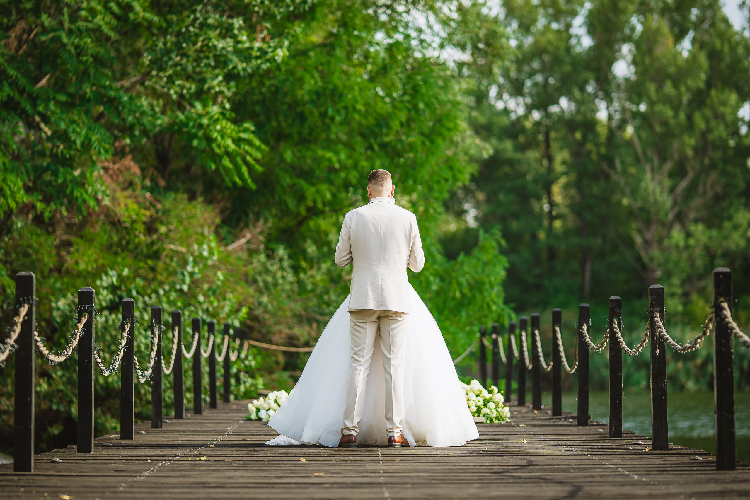 Bella & Adi. Foto Studio — Fotograf de evenimente, nunti, botezuri, portrete