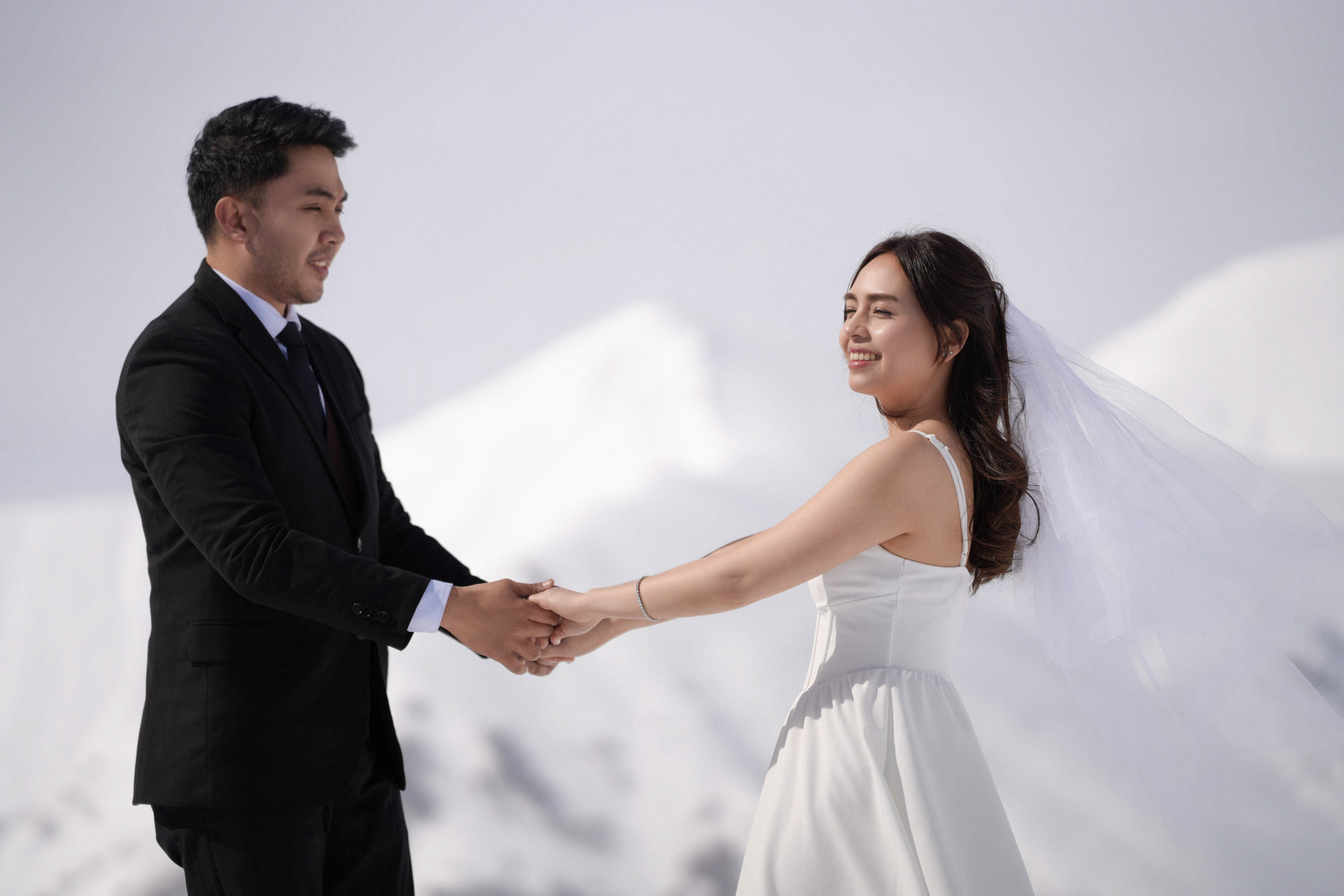 Wedding Photographer in Georgia | Gudauri, Kazbegi & Tbilisi