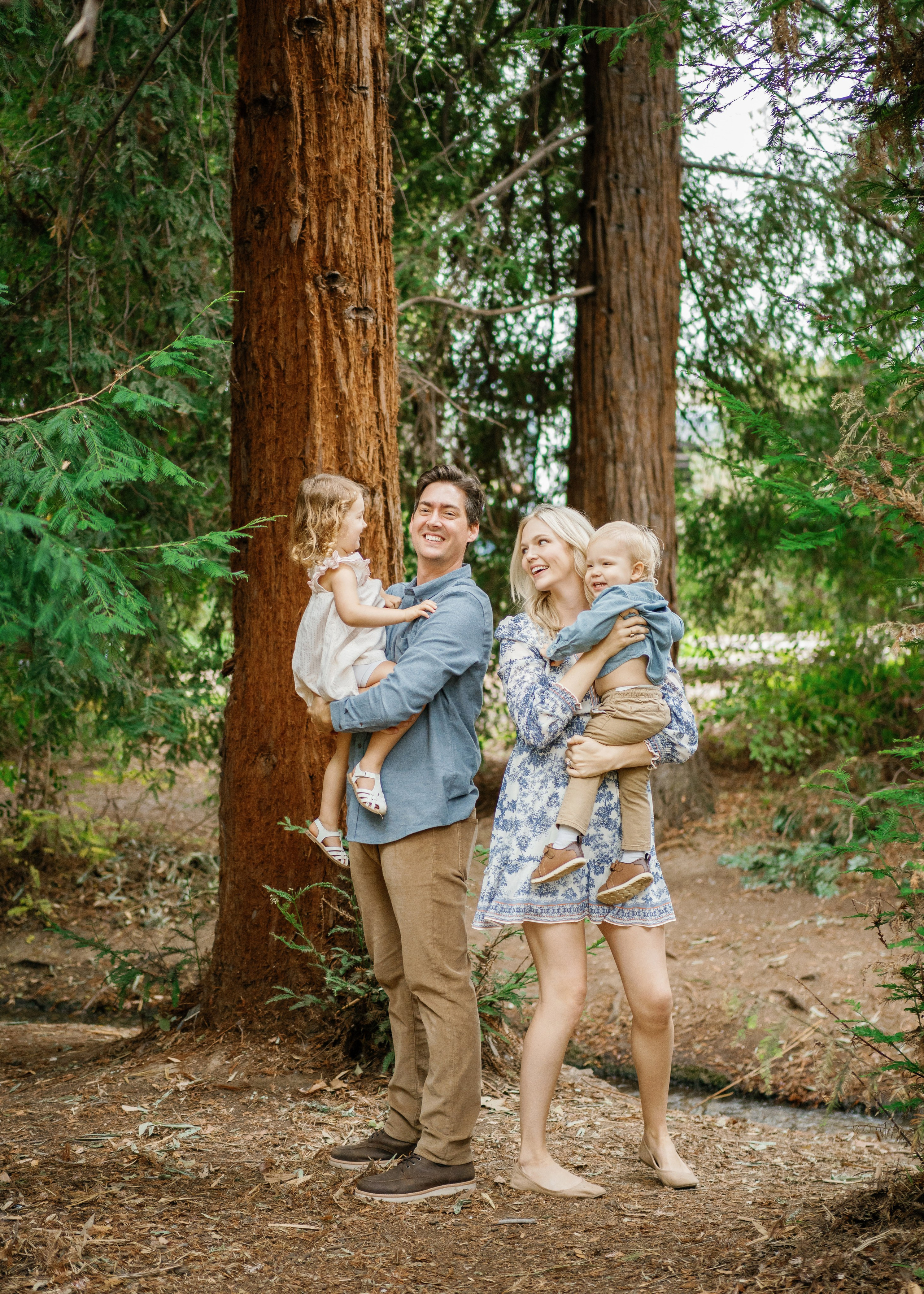 Fullerton Arboretum, California Family Photoshoot. Wedding Photography & Videography Team in California, Los Angeles, San Francisco, San Diego and Travel