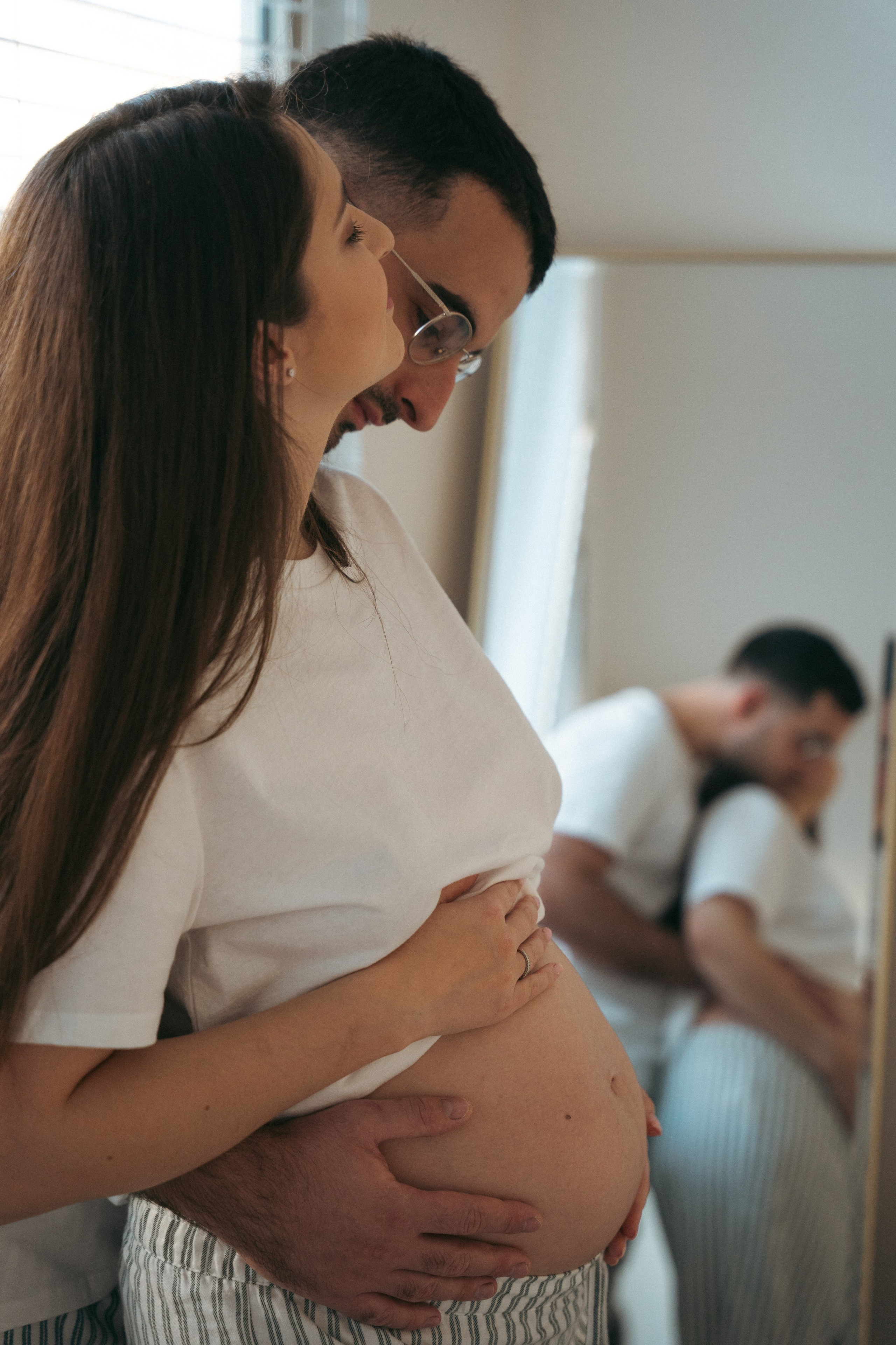 Maternity Photographer in Los Angeles | Kristina Vasilenko. Santa Monica based photographer Kristina Vasilenko