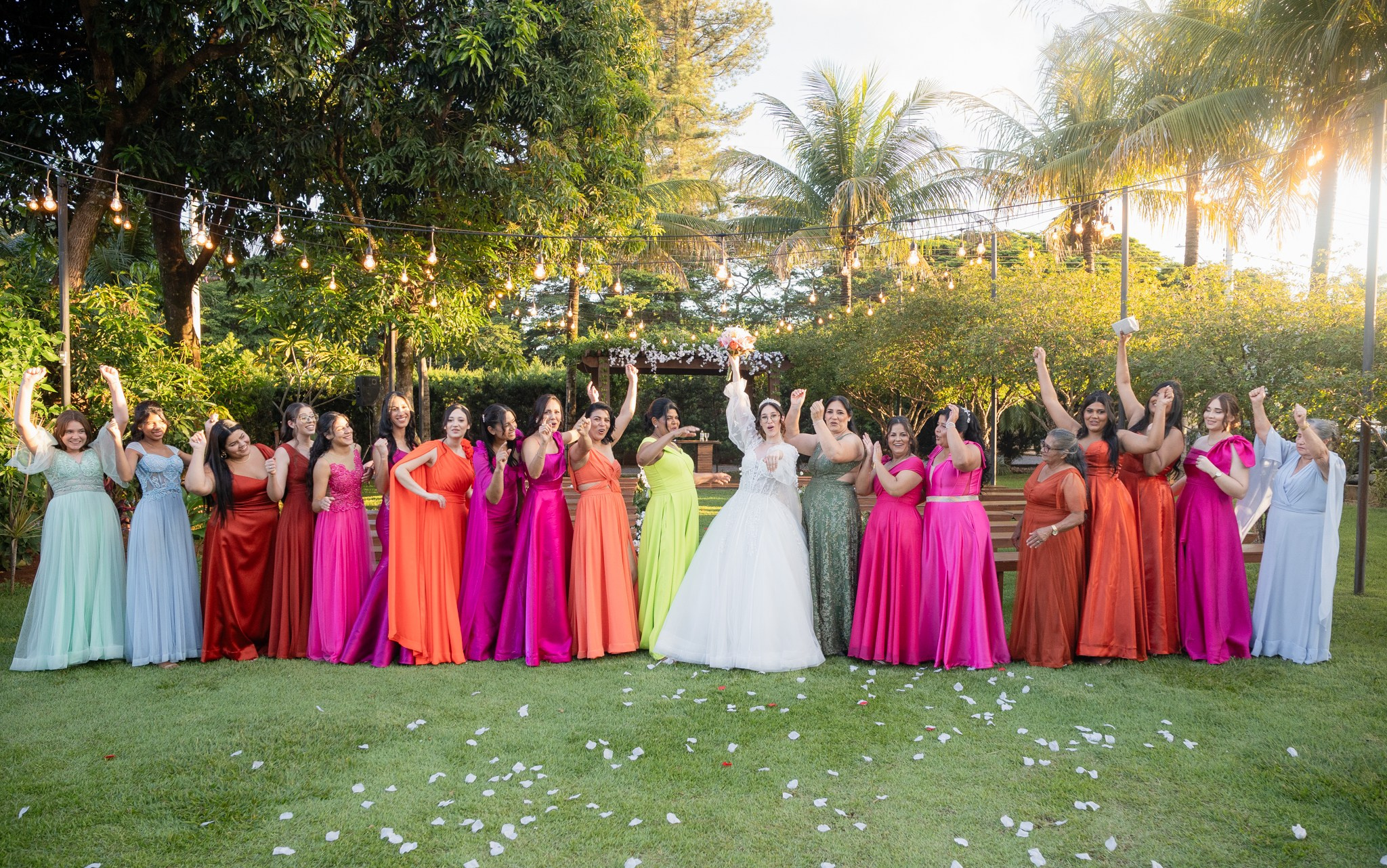 Larissa & Vinicius — Espaço Faveral / Aararaquara. Robson Colaço