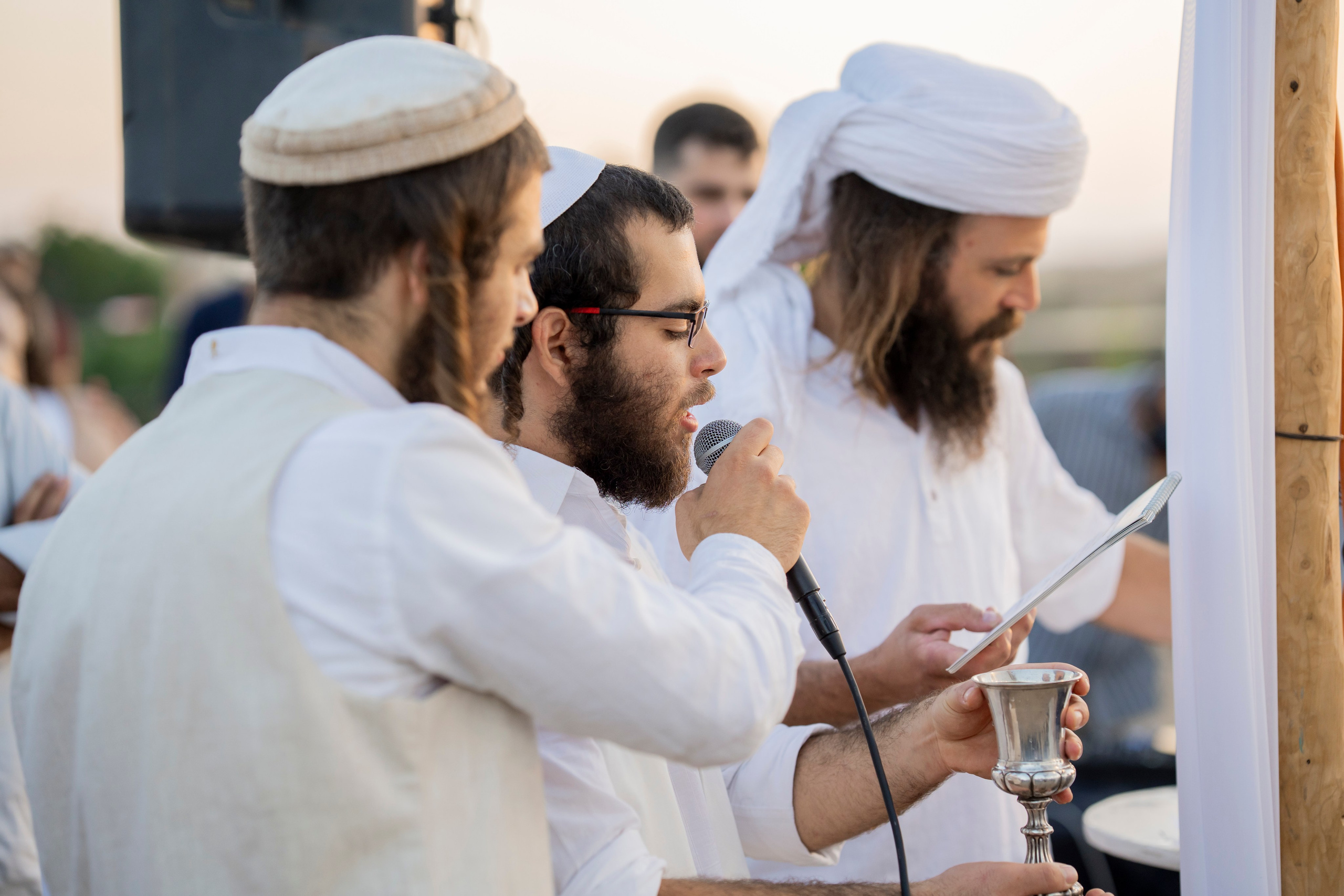 אביה ואחיה. יוסף מזרחי צילום חתונה, ברית וזוגיות. צלם מקצועי שאוהב להוציא אתכם הכי יפים ברגעים הכי מרגשים
