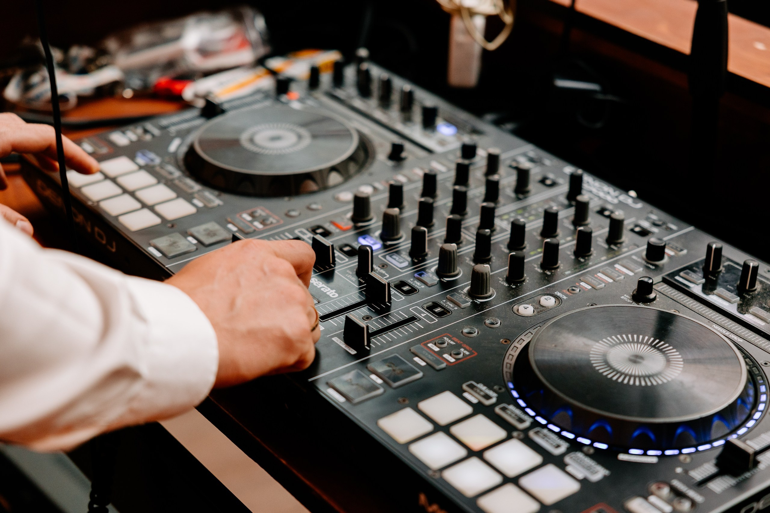 Agathe & Sebastian. Fotograf Ślubny Warszawa - Sesje Biznesowe Rodzinne Eventy