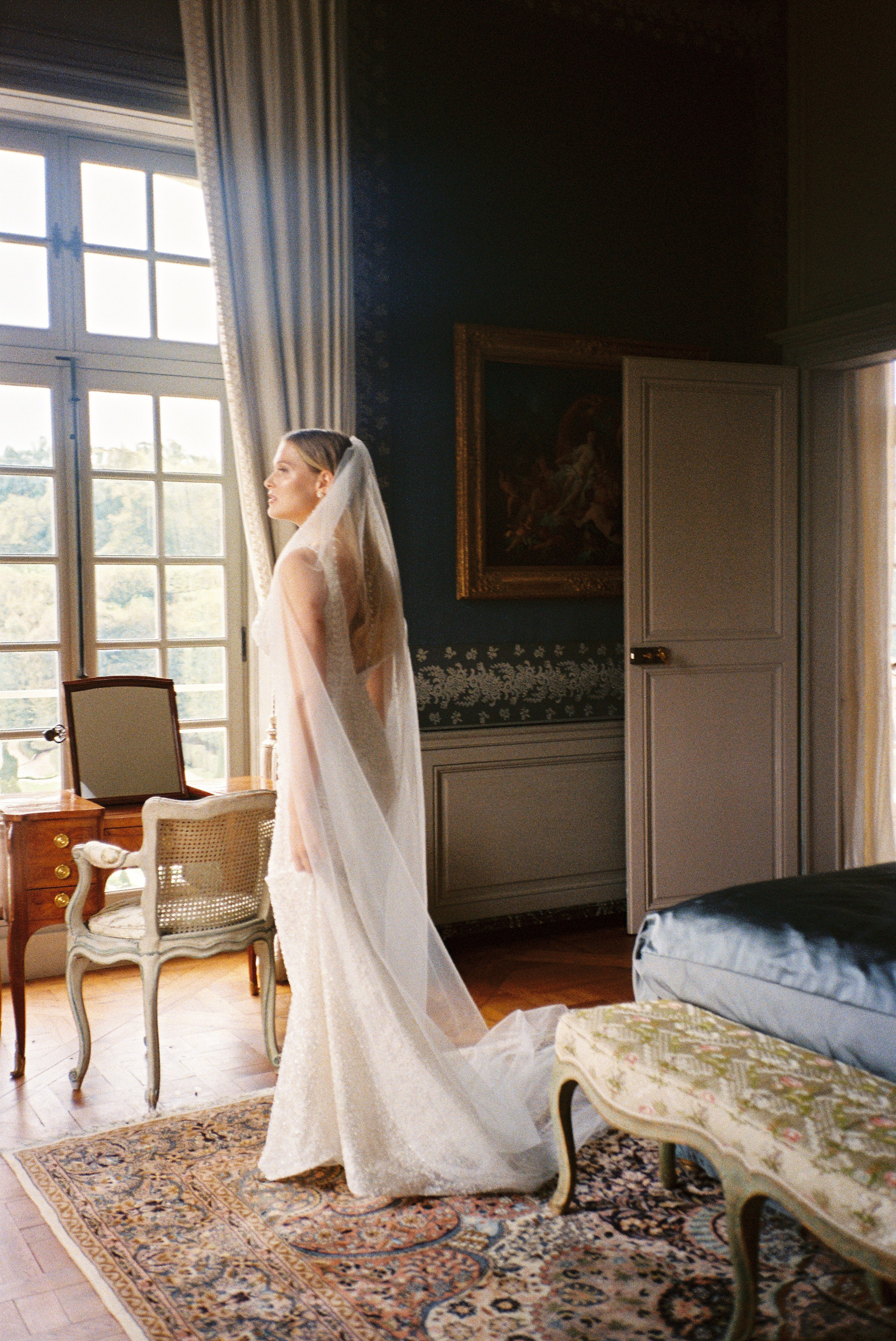 A luxury wedding at Chateau de Villette, just 40 minutes from Paris, captured entirely on film photography