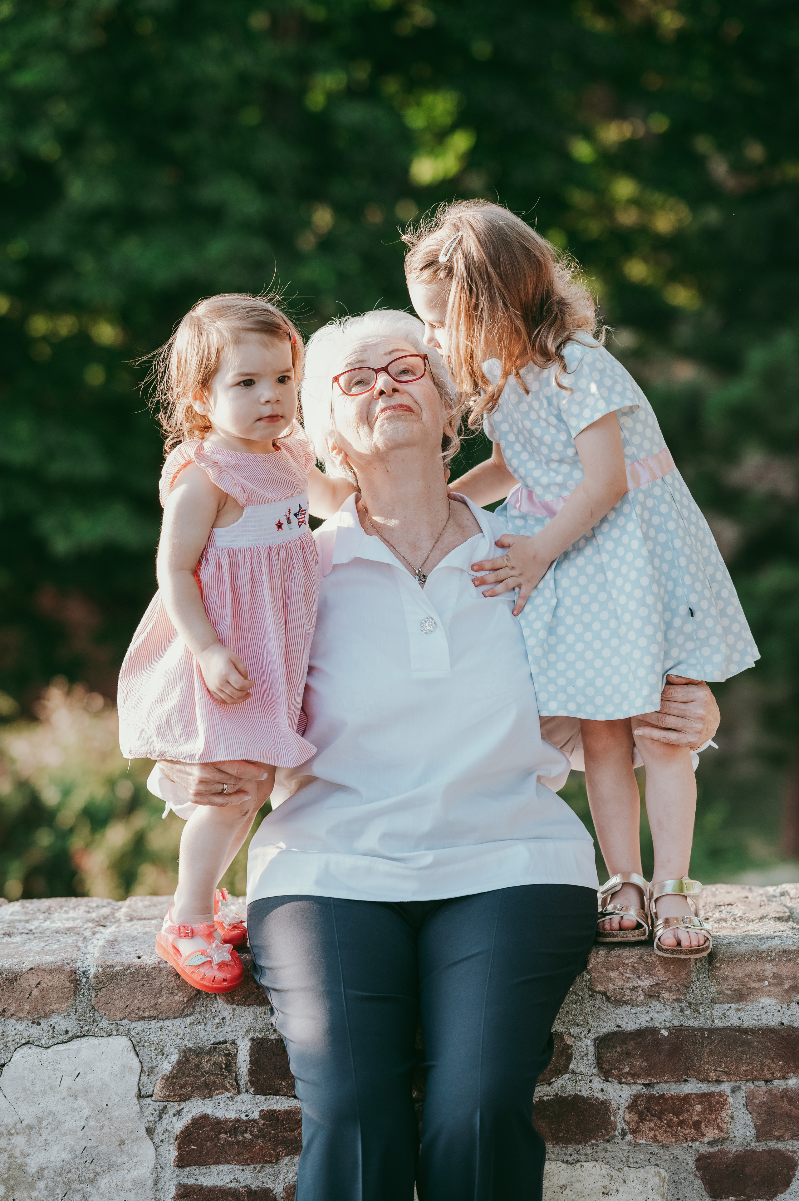 Andriana Vesna Fiona Zoe / porodicno fotografisanje. Deciji i porodicni fotograf u Beogradu Oksana Skendzic