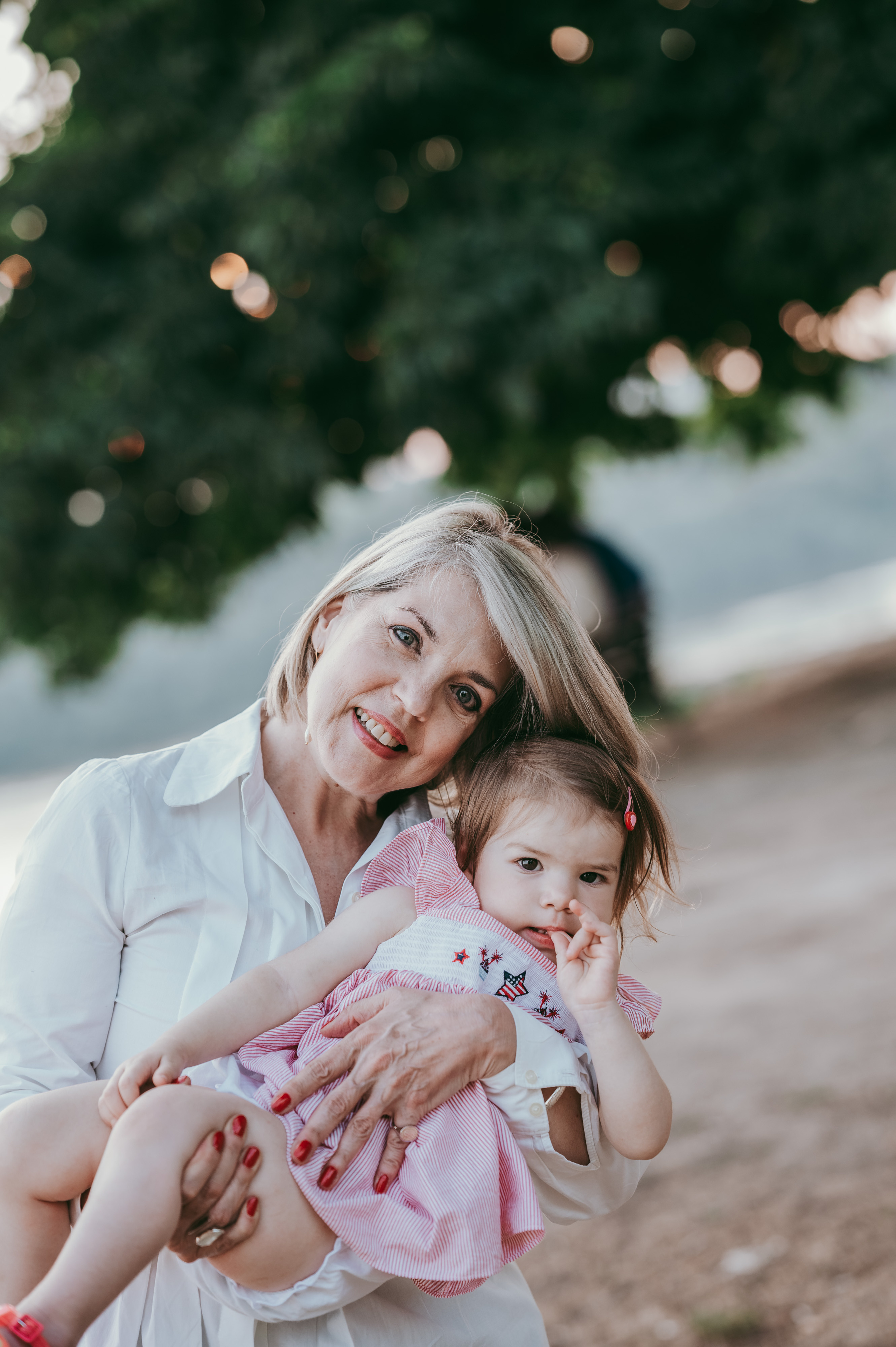 Andriana Vesna Fiona Zoe / porodicno fotografisanje. Deciji i porodicni fotograf u Beogradu Oksana Skendzic